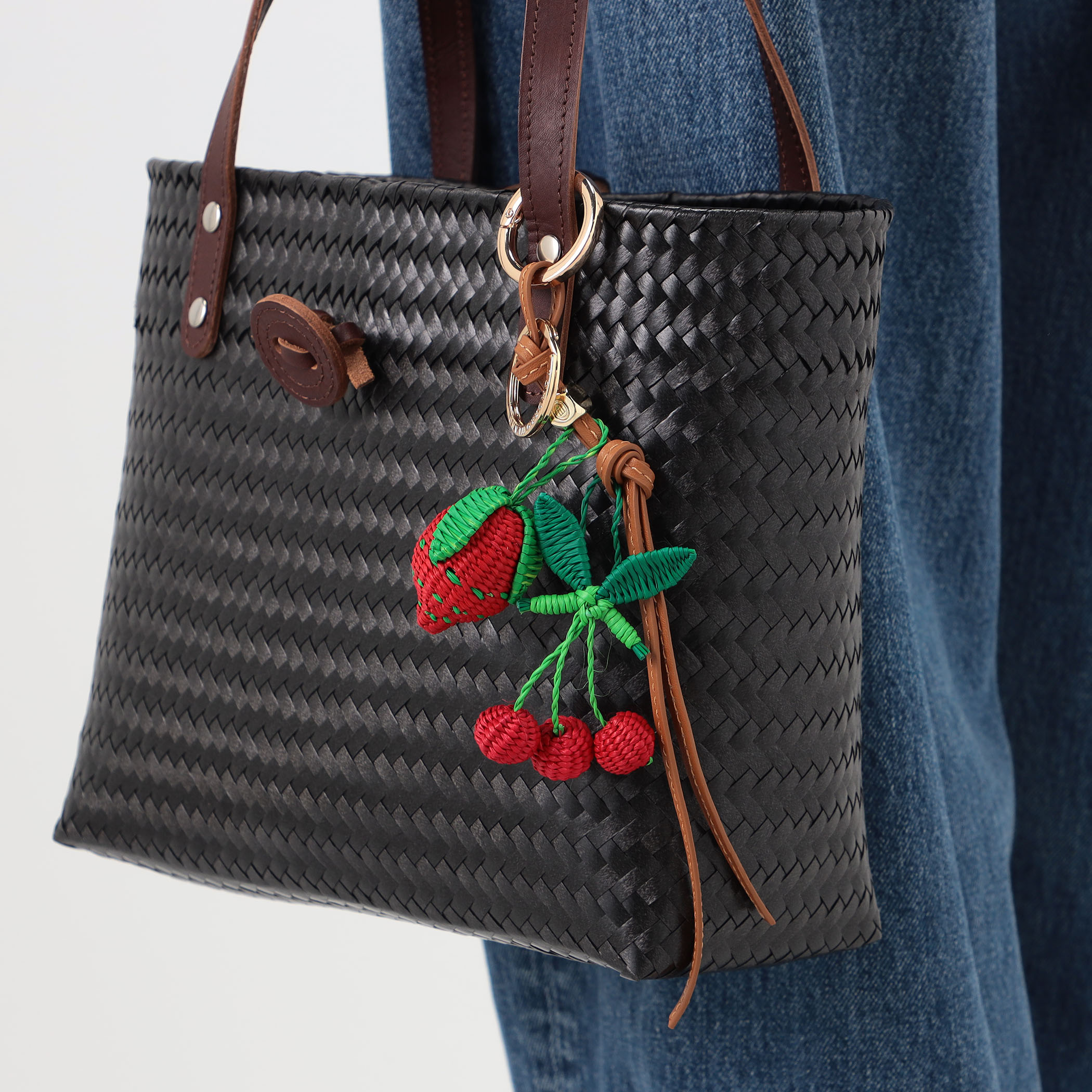 Atelier TOMORROWLAND CHERRY&BERRY チャーム｜トゥモローランド 公式