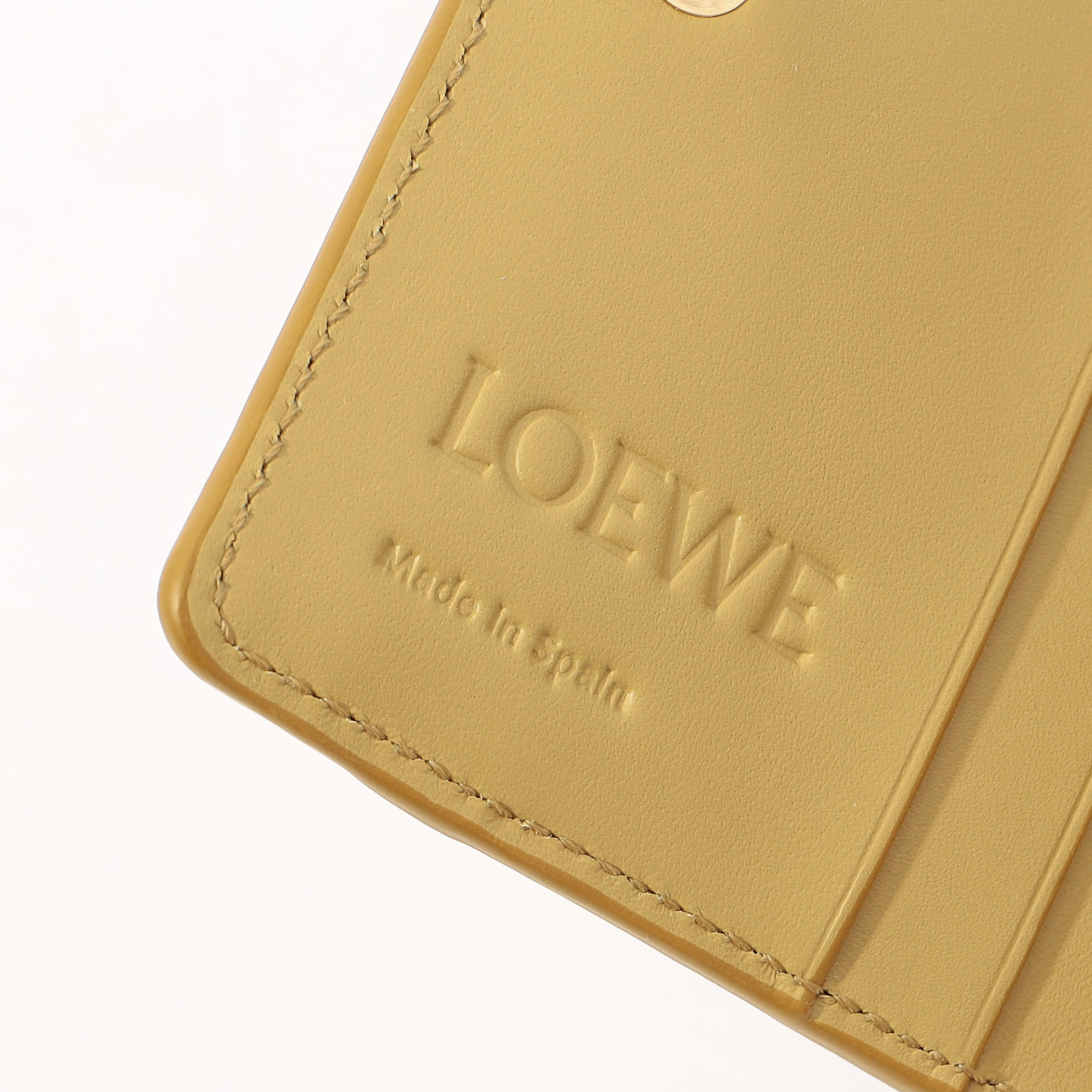 LOEWE パズルエッジコンパクトジップウォレット