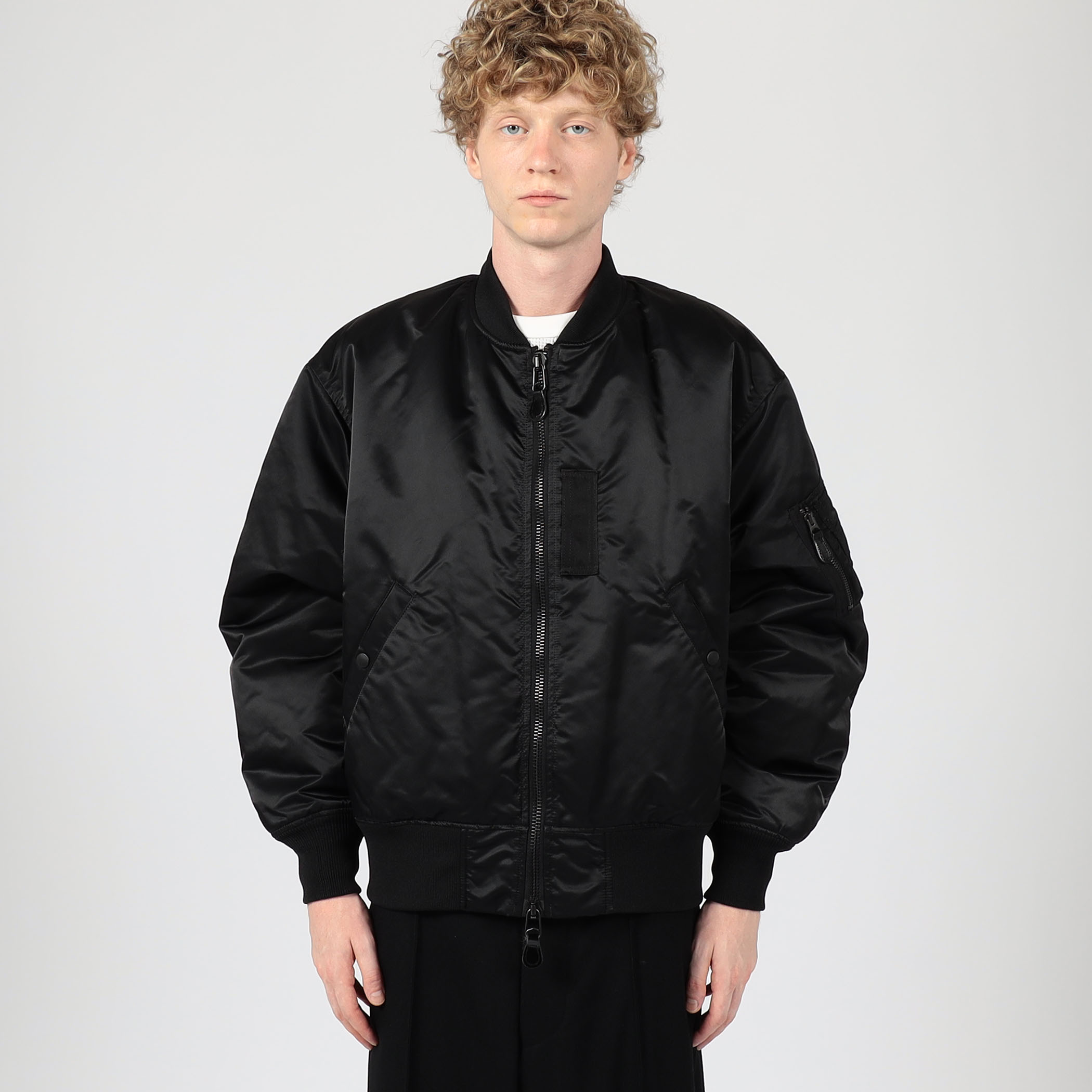 HYKE ブラック MA-1ジャケット サイズ3 中古・古着通販】HYKE (ハイク) TYPE MA-1 JACKET ブラック サイズ:3