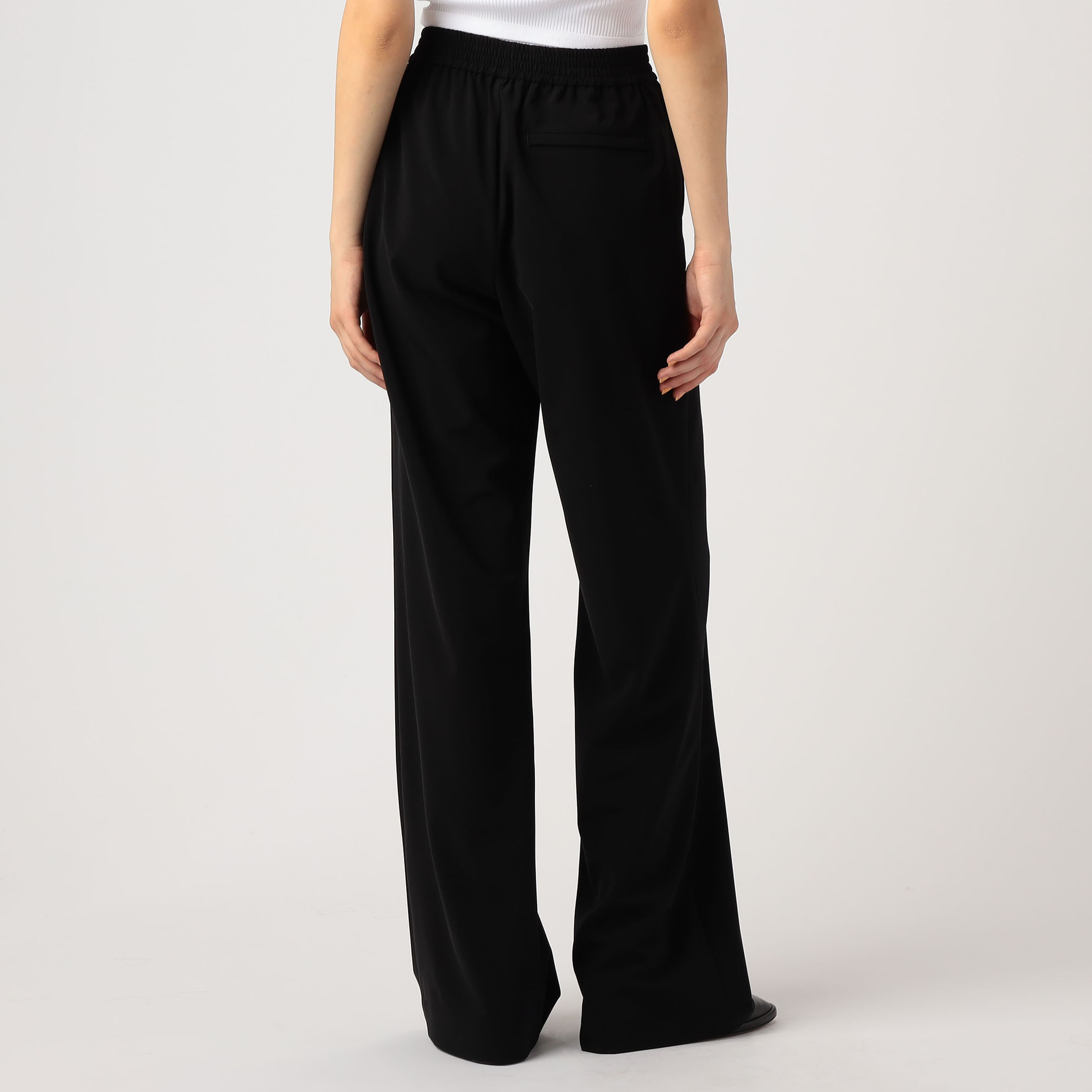 HYKE STRETCH WIDE PANTS｜トゥモローランド 公式通販