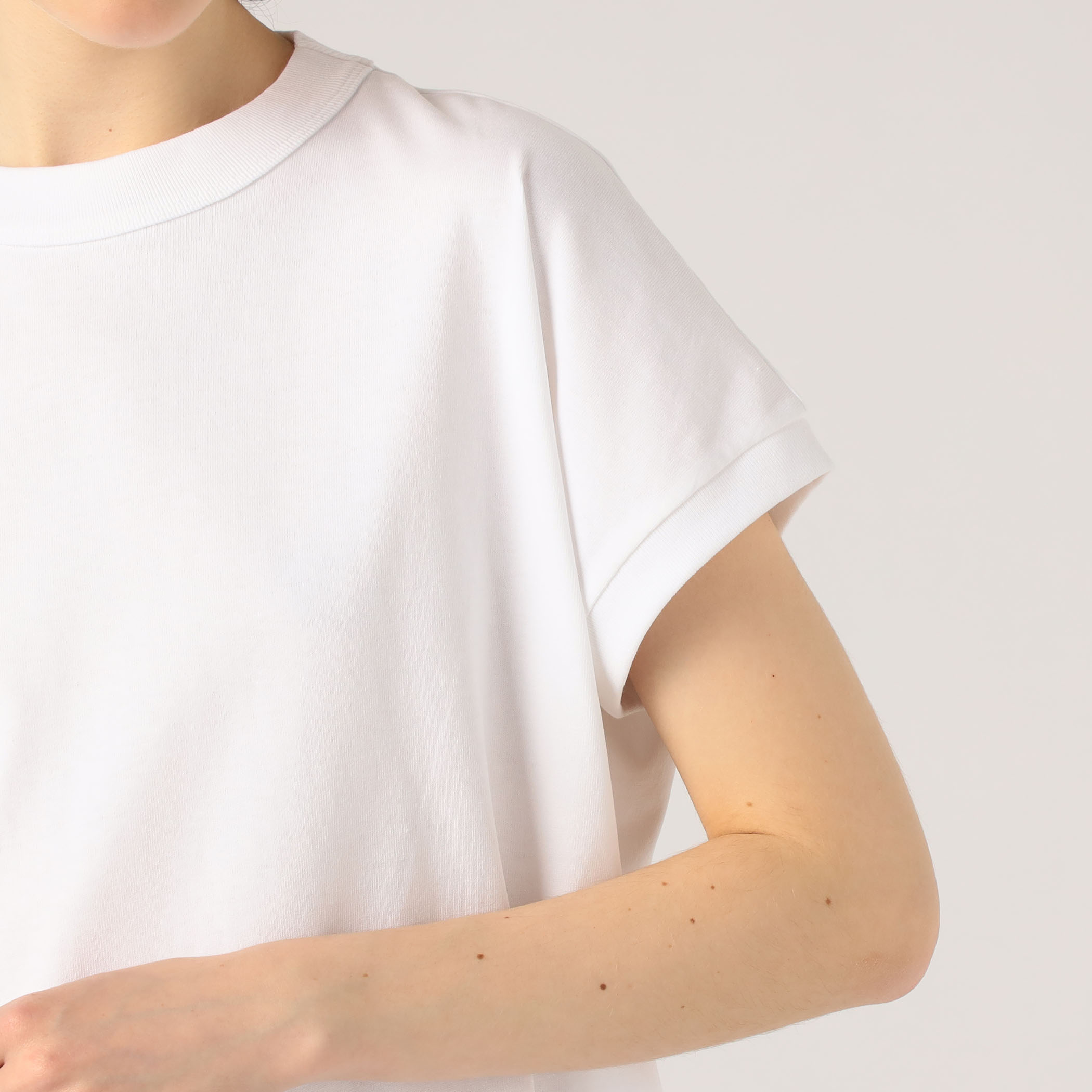 □ATON OVERSIZED TANK｜トゥモローランド 公式通販