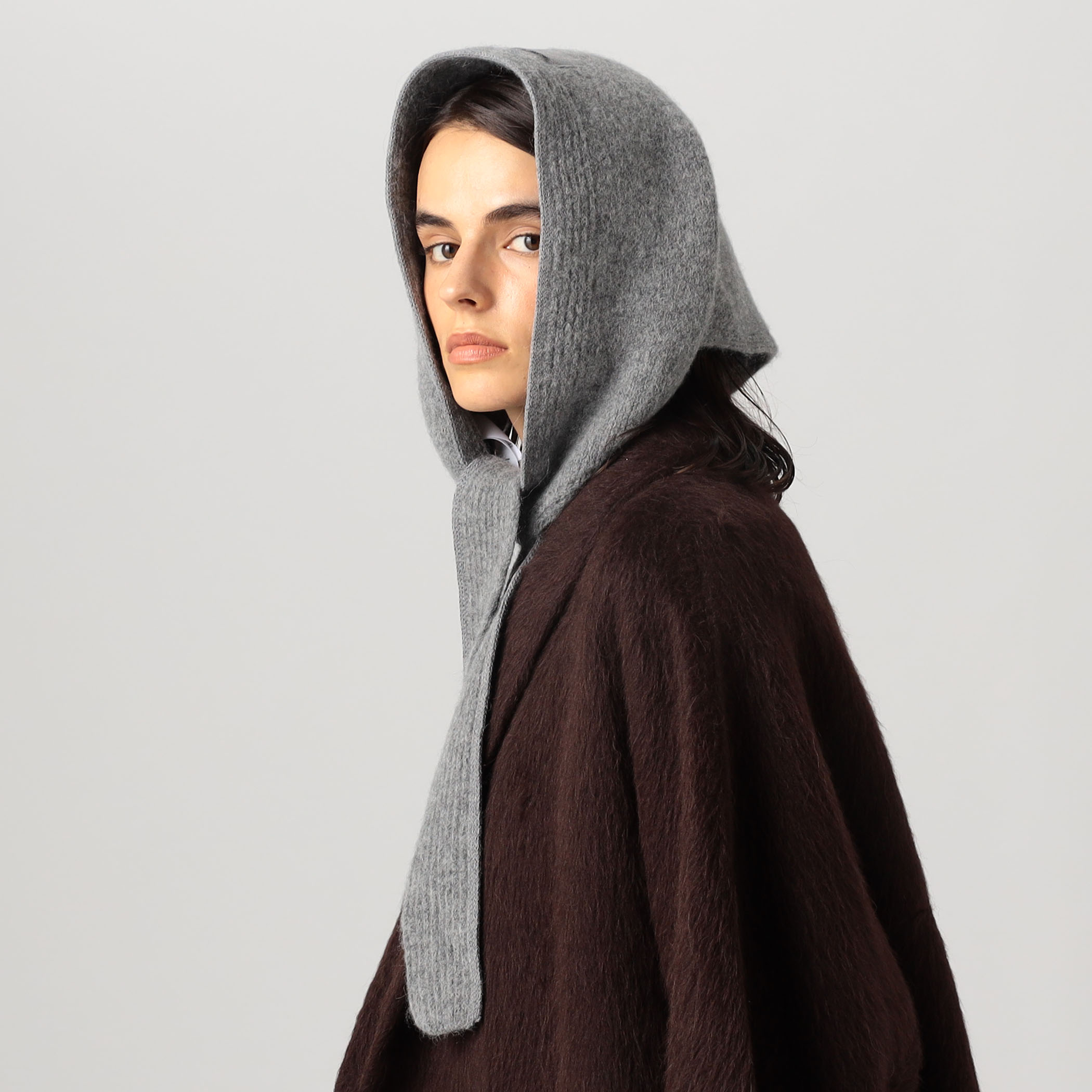 JACQUEMUS LE CHALE GROS GRAIN｜トゥモローランド 公式通販