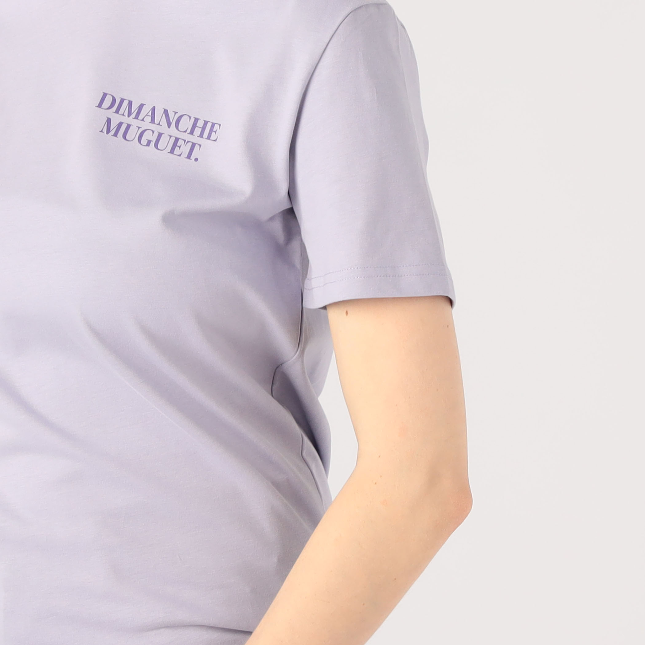 TOMORROWLAND / トゥモローランド Les Petits Basics DIMANCHE MUGUET. Tシャツ Les Petits Basics DIMANCHE MUGUET. Tシャツ｜トゥモローランド