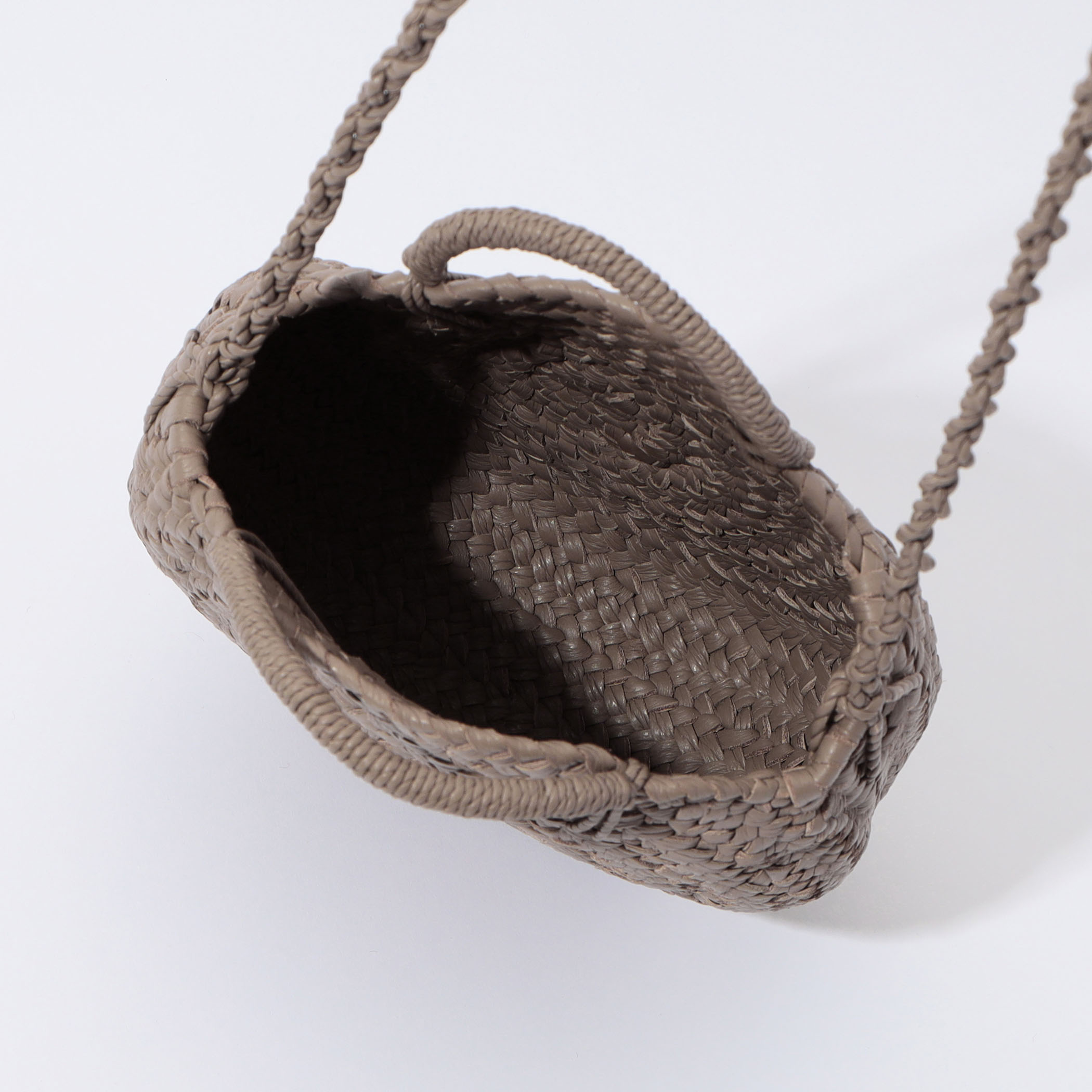 Aeta CIRCLE BASKET レザーサークルバスケット ショルダーバッグ｜トゥモローランド 公式通販