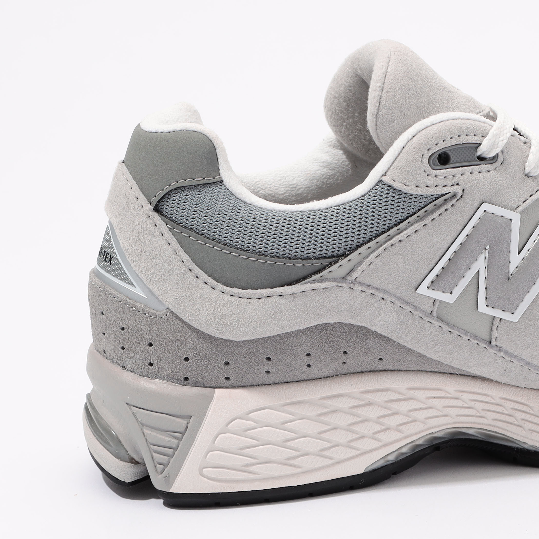 靴 TOMORROW LAND GOODS New Balance M2002R New Balance M2002R スニーカー｜トゥモローランド 公式通販