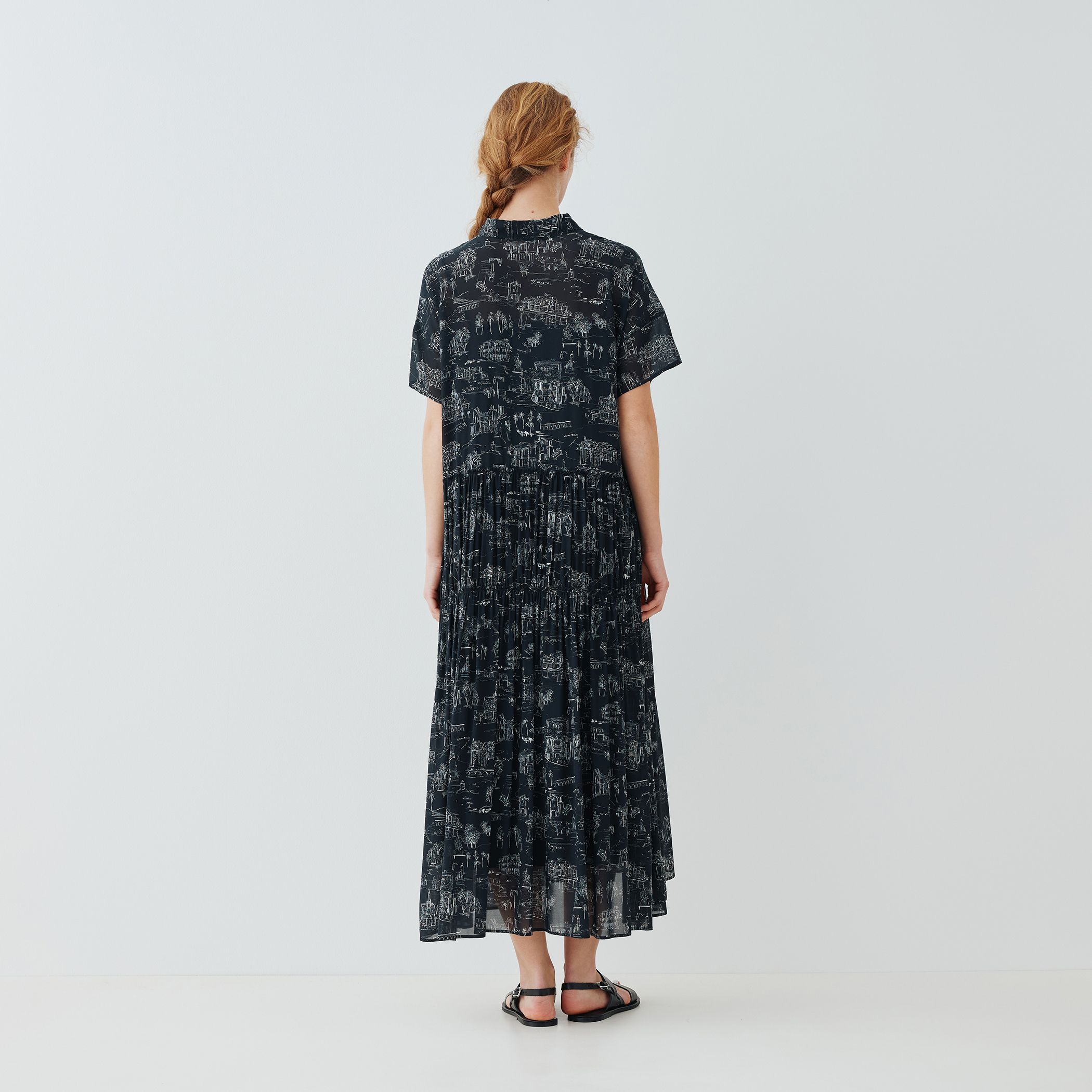 今期25夏ギャルリーヴィーシルクストレッチワンピーストゥモローランド