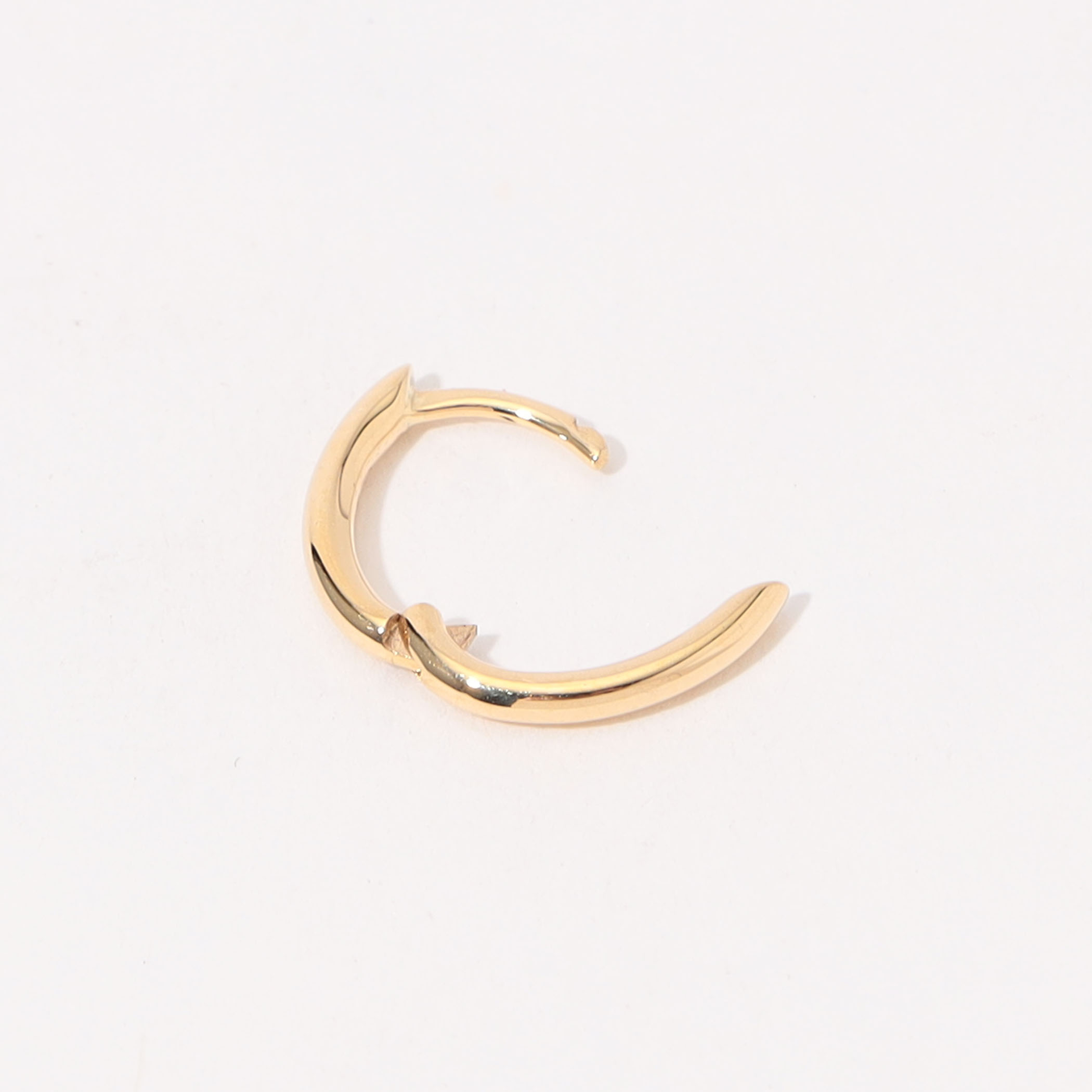 Otiumberg. Oval フープピアス｜トゥモローランド 公式サイト