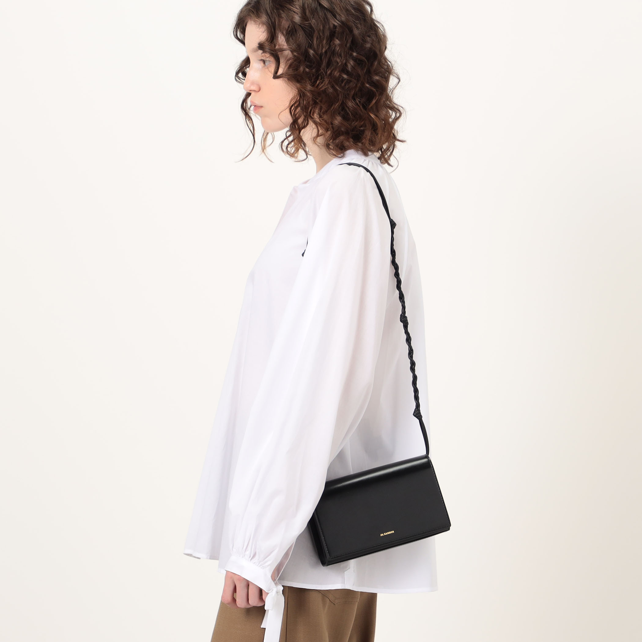 JIL SANDER レザー ウォレットバッグ JIL SANDER TANGLE WALLET ウォレットバッグ｜トゥモローランド 公式サイト