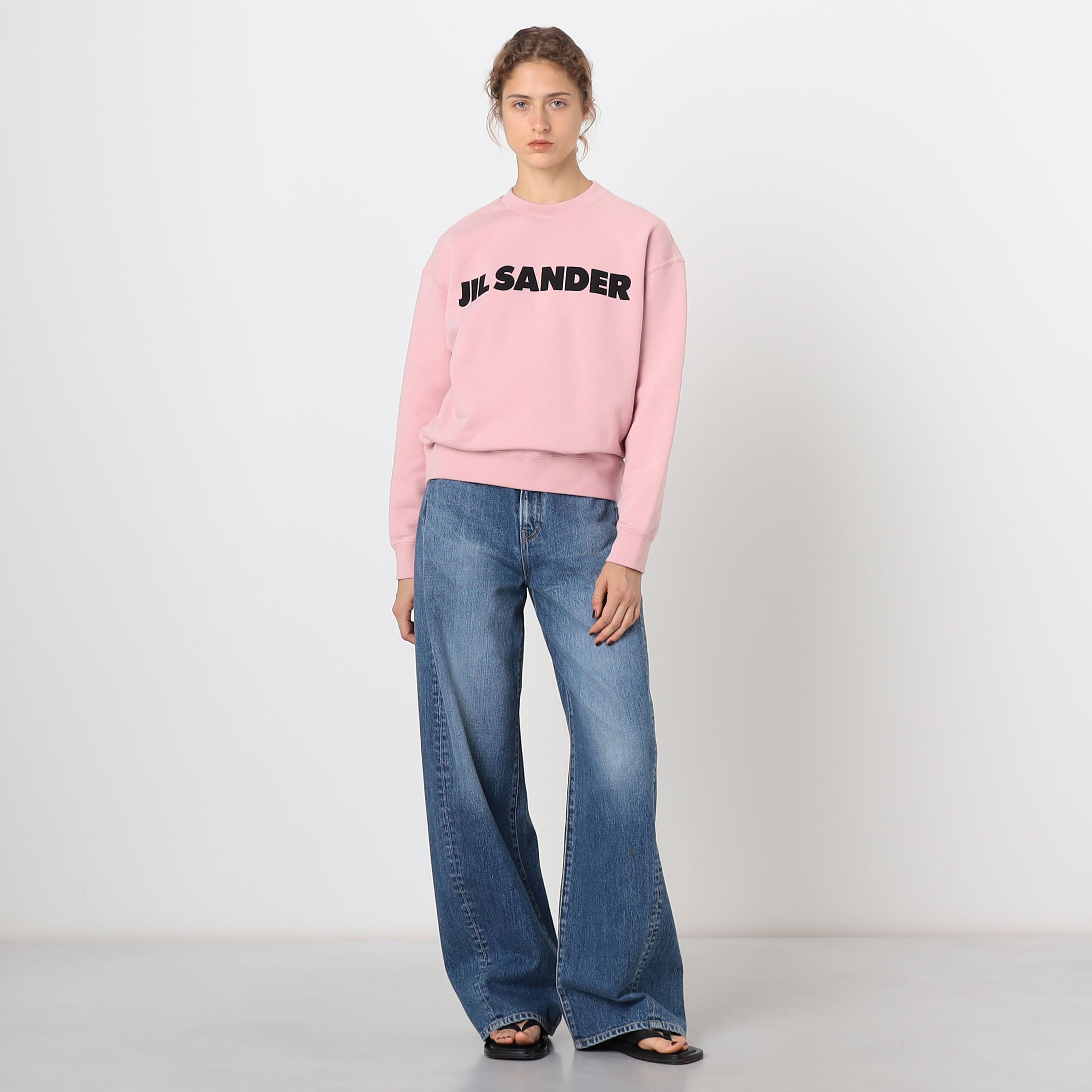 美品✨JILSANDER 裾のロゴ刺繍がお洒落♪ L スウェット 美品✨JILSANDER 裾のロゴ刺繍がお洒落♪ L スウェット 美品