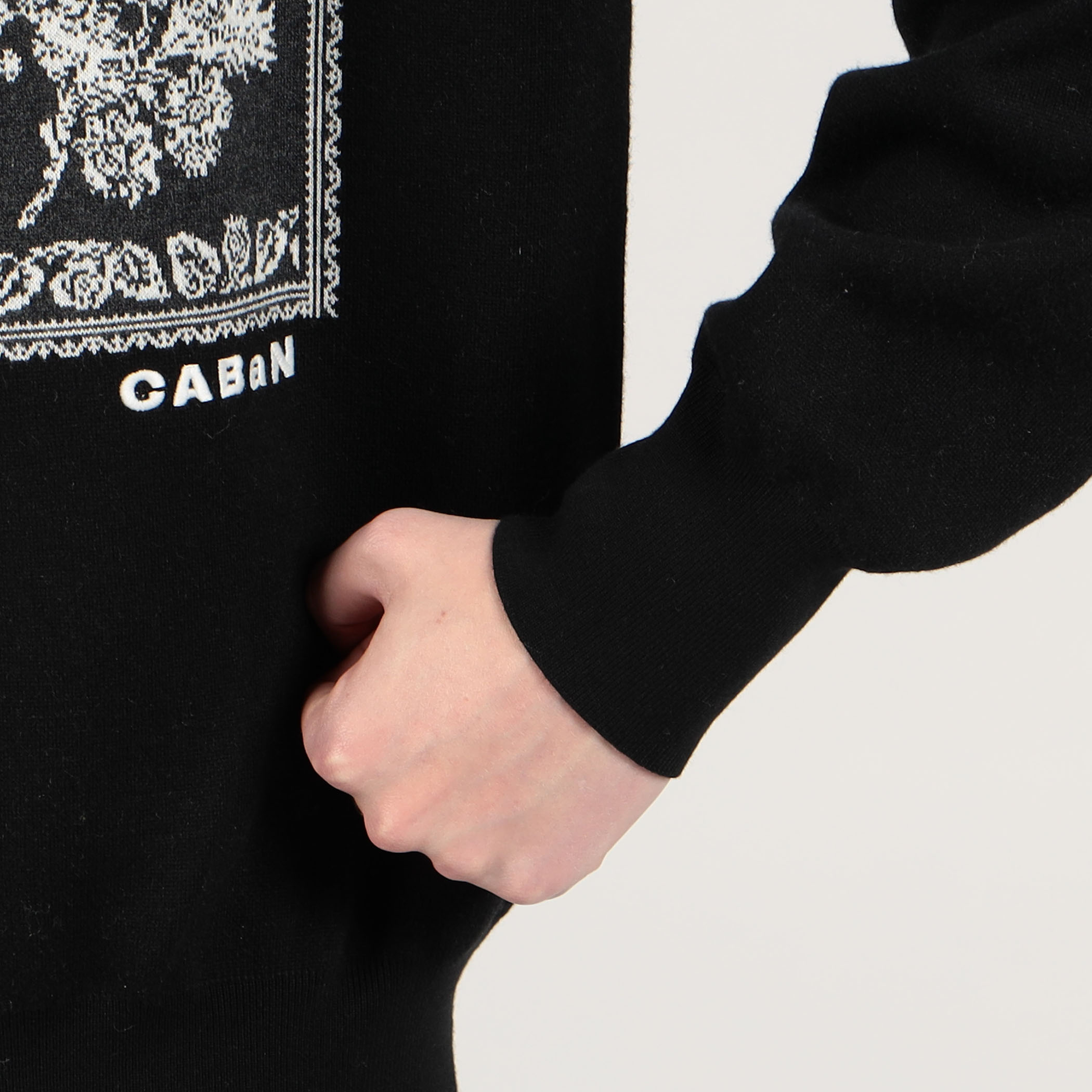 □CABaN コットンカシミヤ フラワージャカードプルオーバー