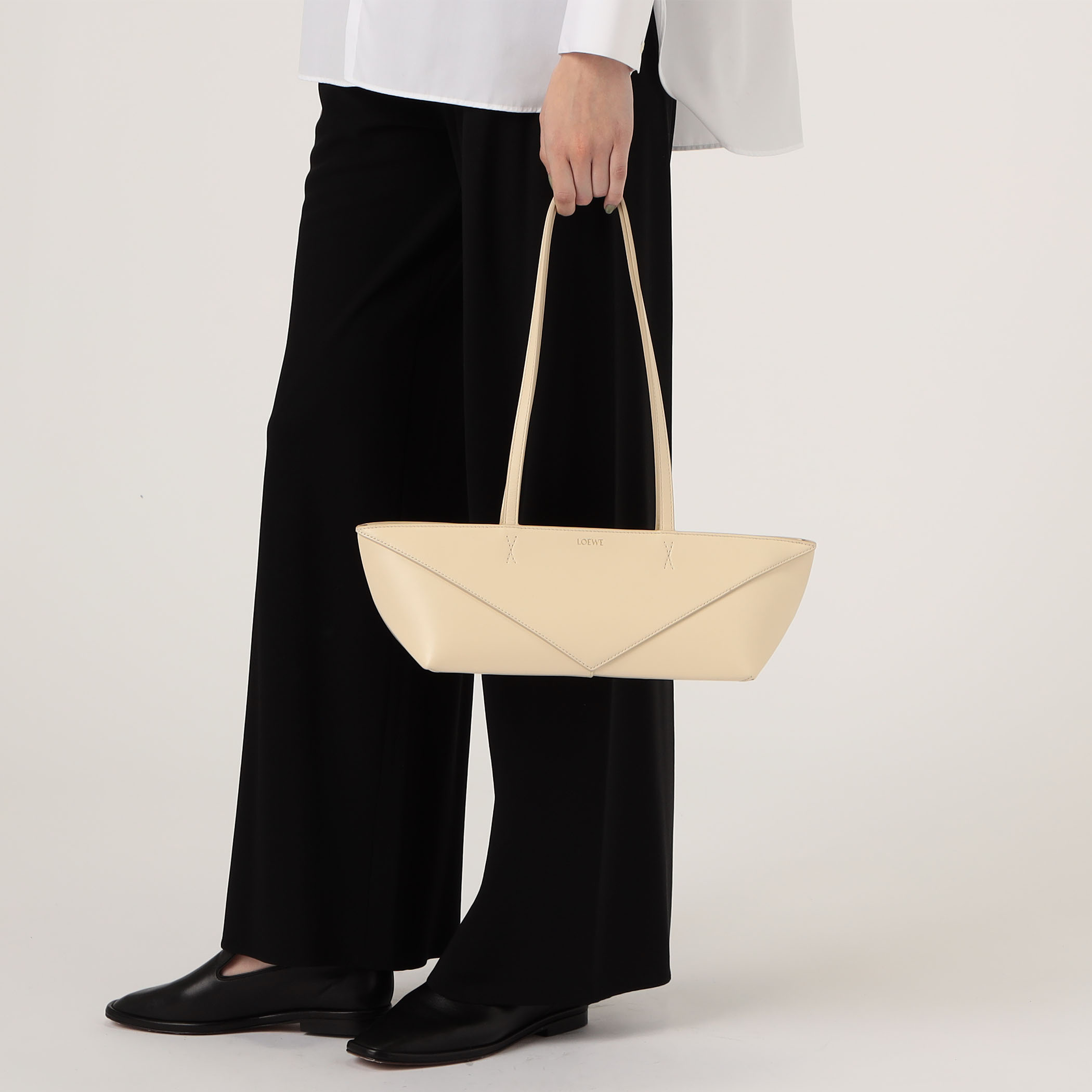 LOEWE⭐︎オオトリさま フーディーXS LOEWE PUZZLE FOLD CROP｜トゥモローランド 公式サイト