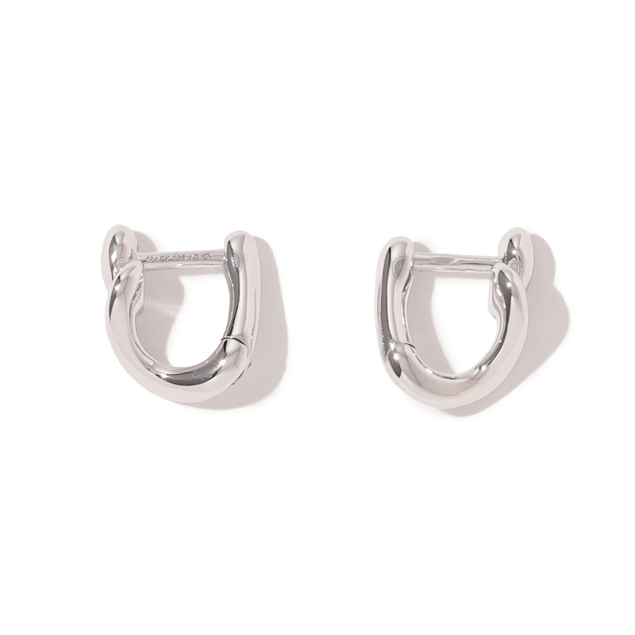 MARIA BLACK Whirl Huggie Silver ピアス