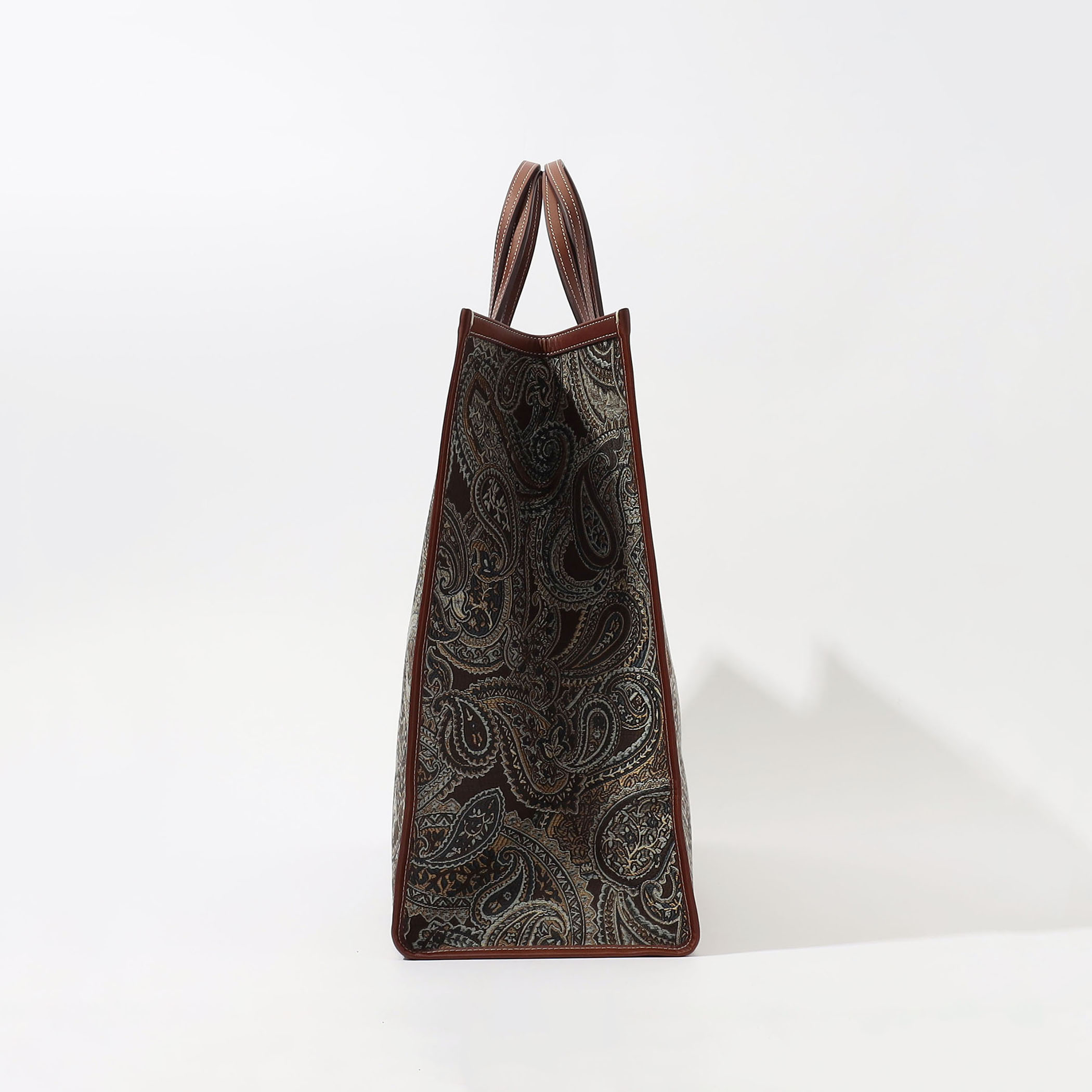 A VACATION タンク A VACATION TANK トートバッグ｜トゥモローランド 公式通販