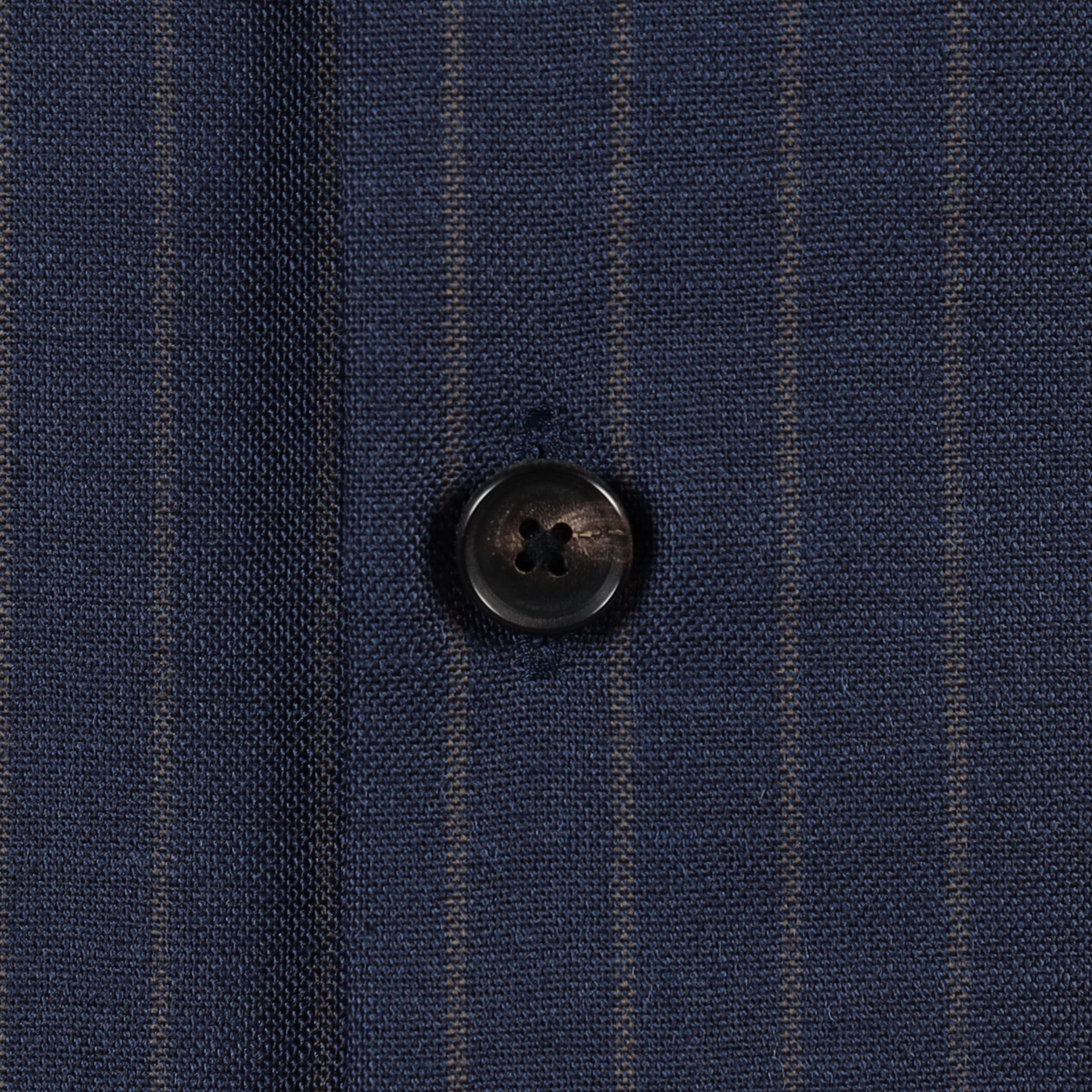 別注】The CLASIK MINIMAL COLLARLESS SHIRT｜トゥモローランド 公式サイト
