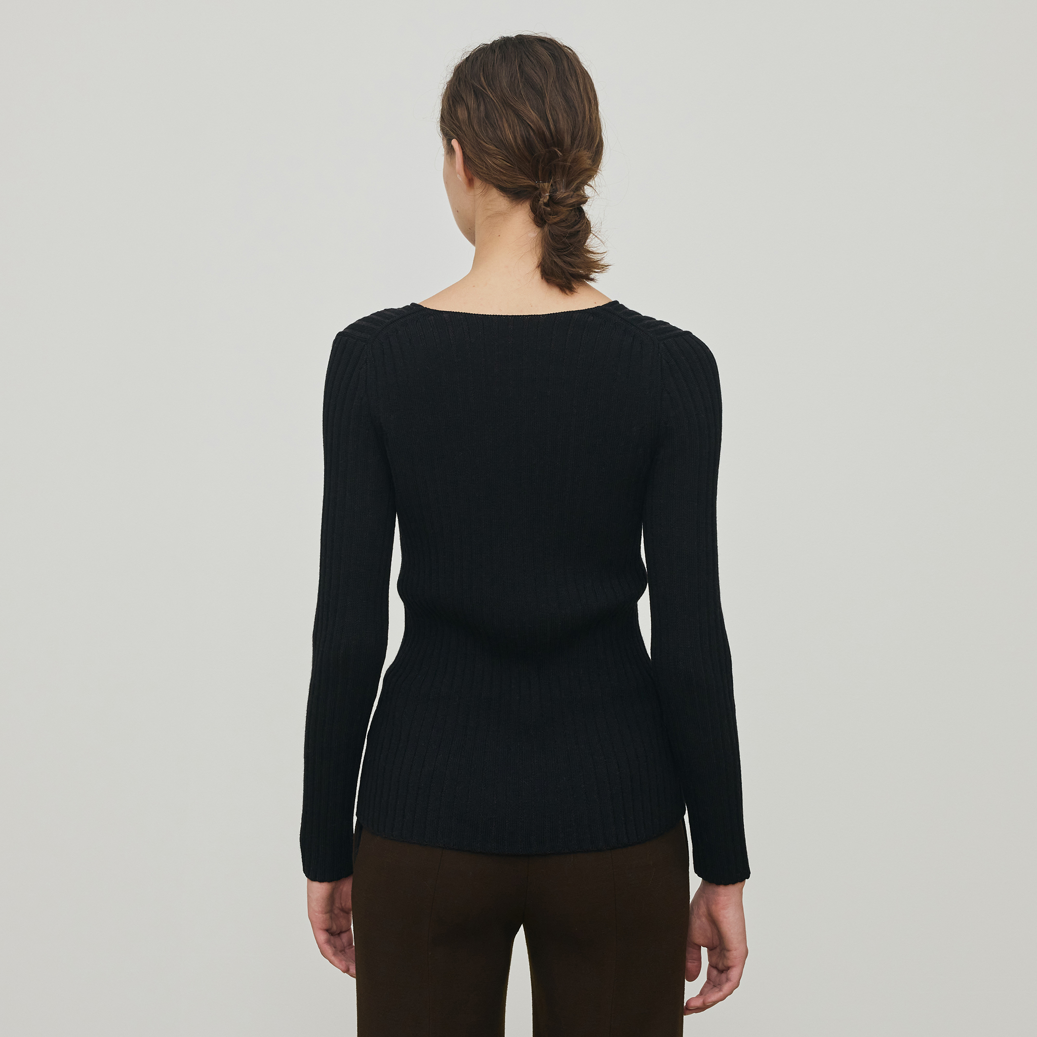 ウールリブ Vネックプルオーバー｜トゥモローランド 公式通販