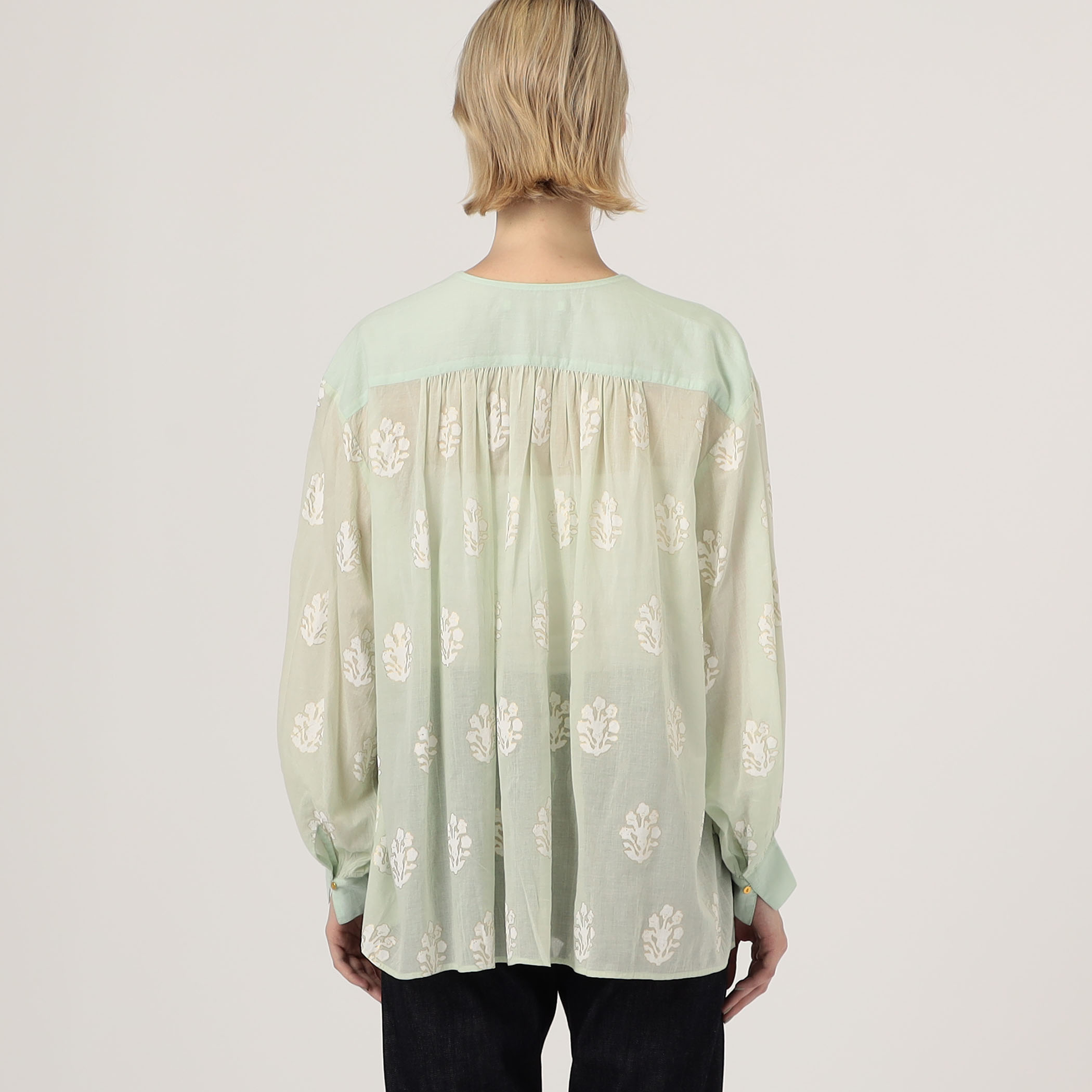【TOMORROWLAND BUYING WEAR】ne Quittez pas COTTON VOILE SEDUM ブラウス ne Quittez pas COTTON VOILE SEDUM ブラウス｜トゥモローランド