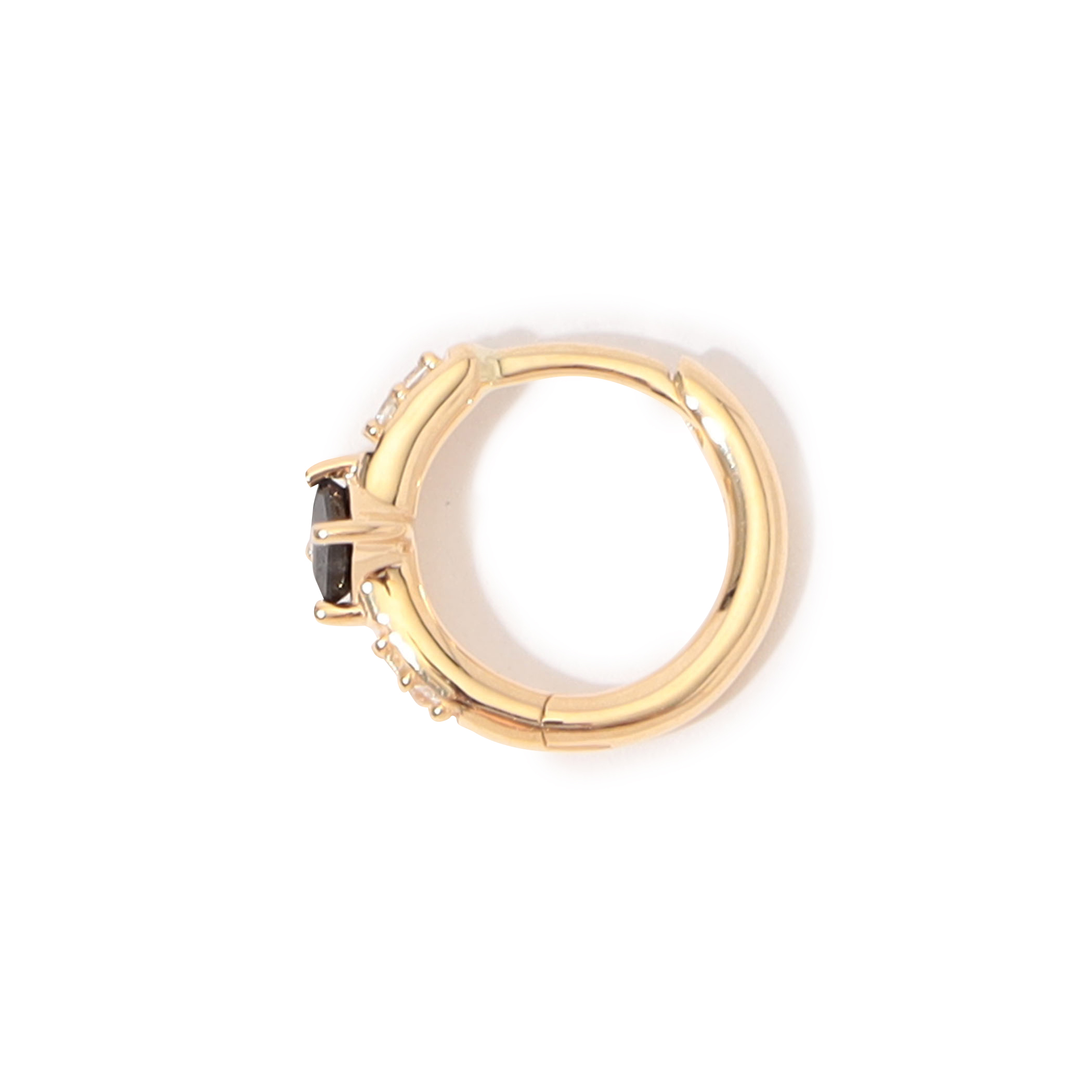 Otiumberg. Huggie フープピアス