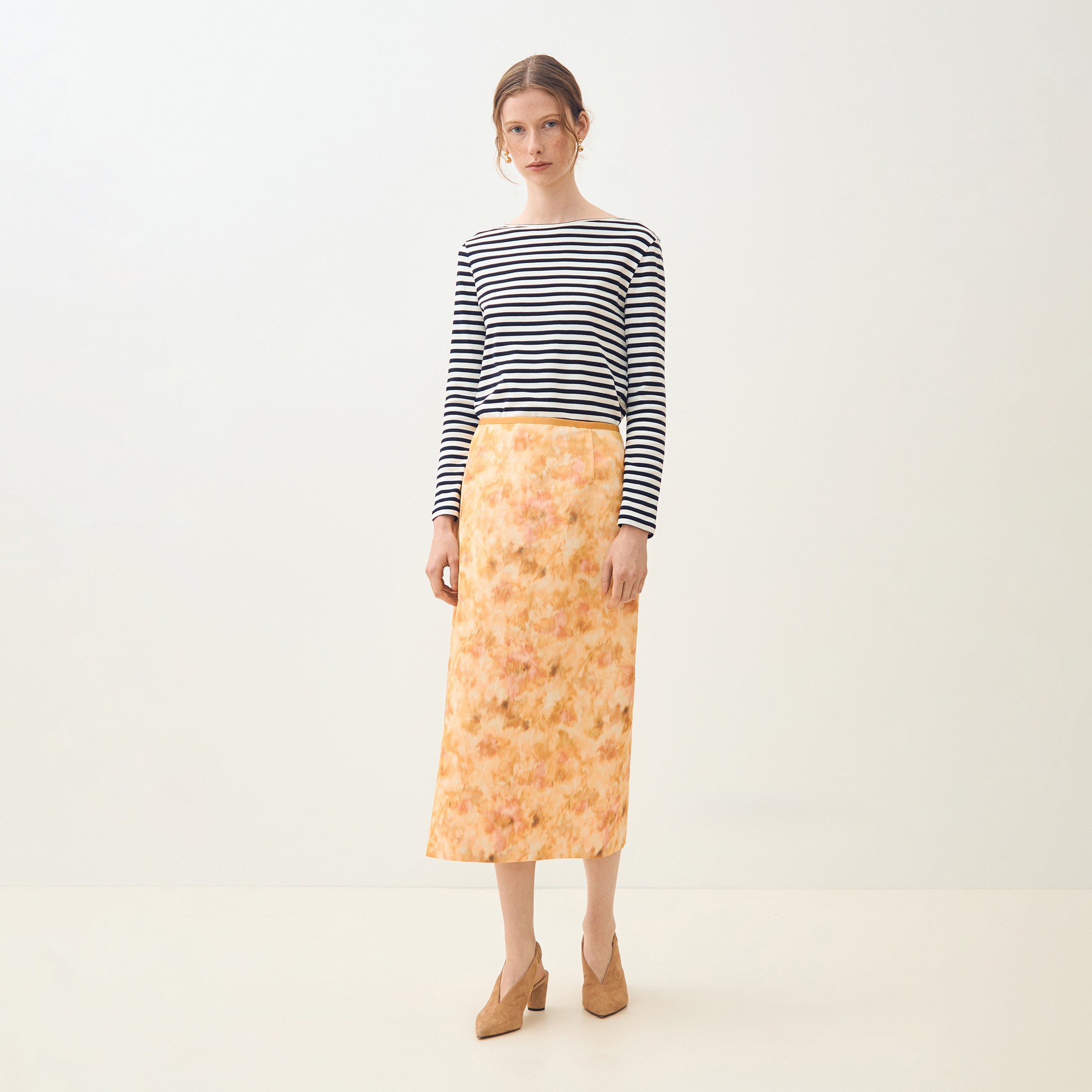 WEB先行予約】アンプリメジャカード タイトストレートスカート