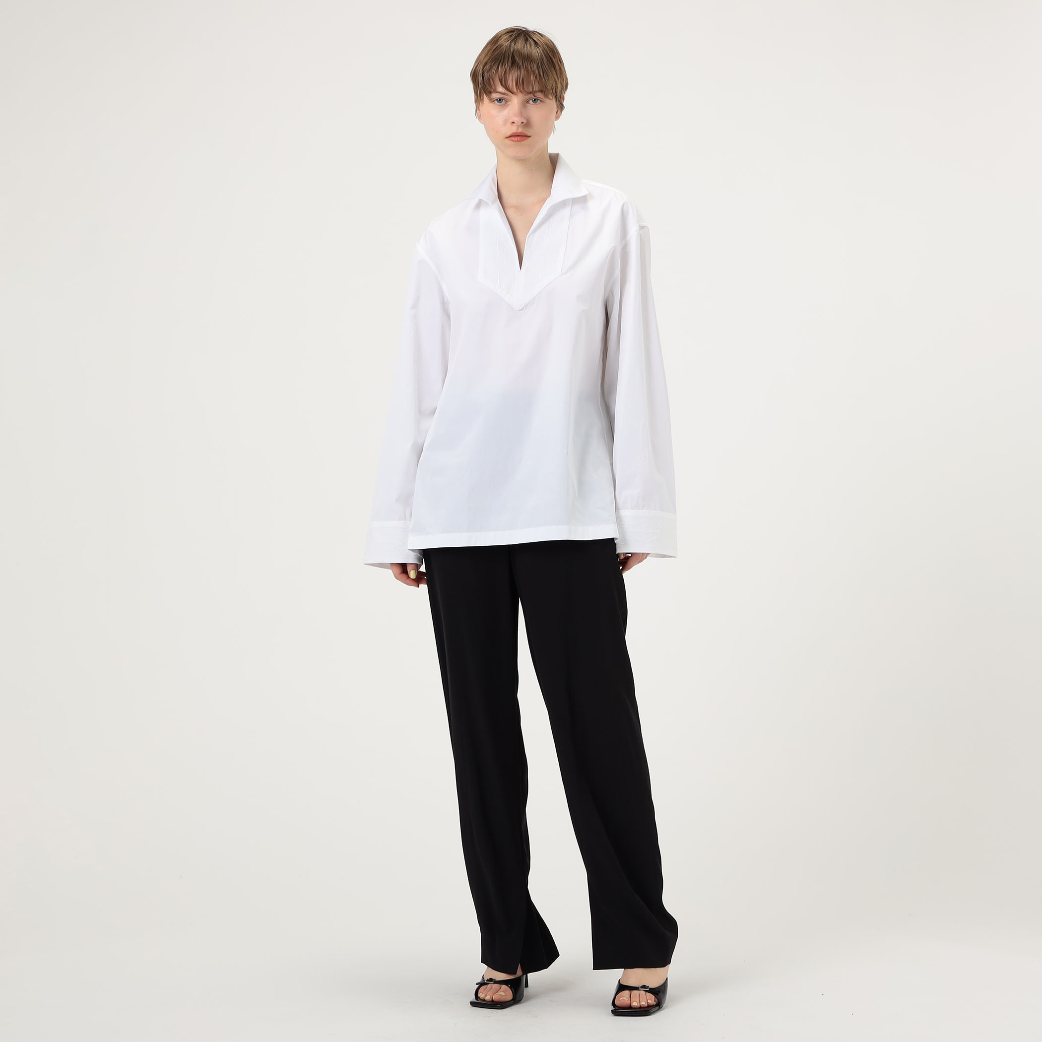 BOURRIENNE BOUDOIR コットン スタンドカラーシャツ TOMORROWLAND｜BOURRIENNE BOUDOIR コットン スタンドカラー