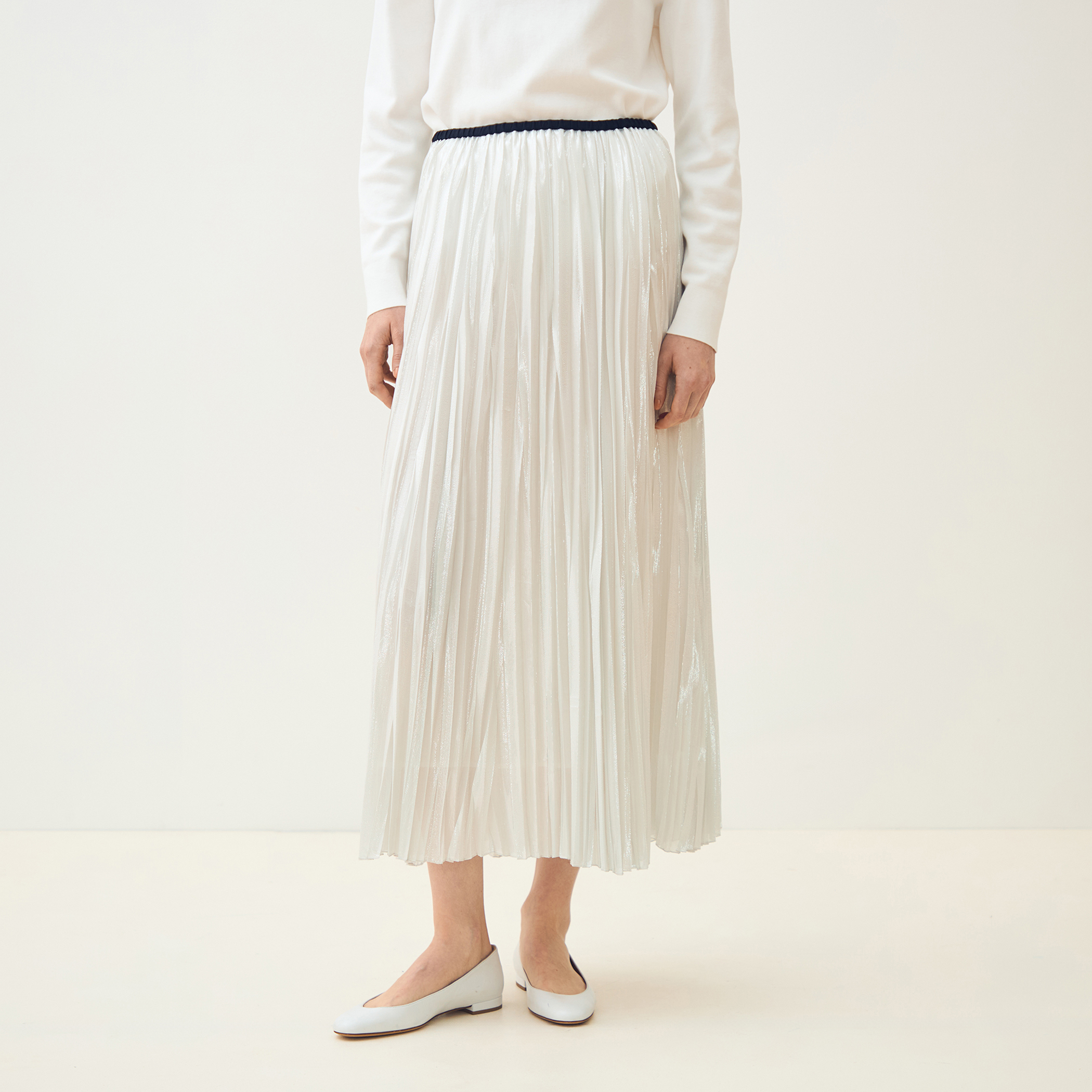 シルバーオーガンジー スイングプリーツスカート｜トゥモローランド