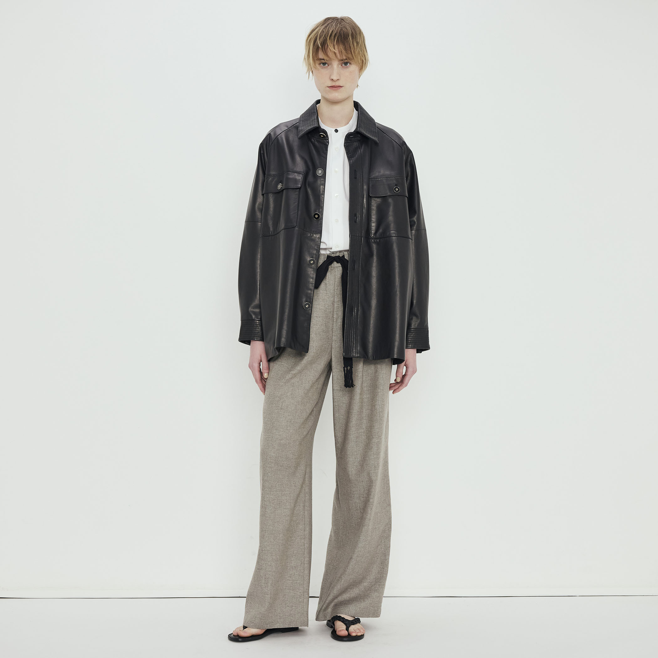 カシミヤリネンビーバー ストリングパンツ｜トゥモローランド 公式サイト