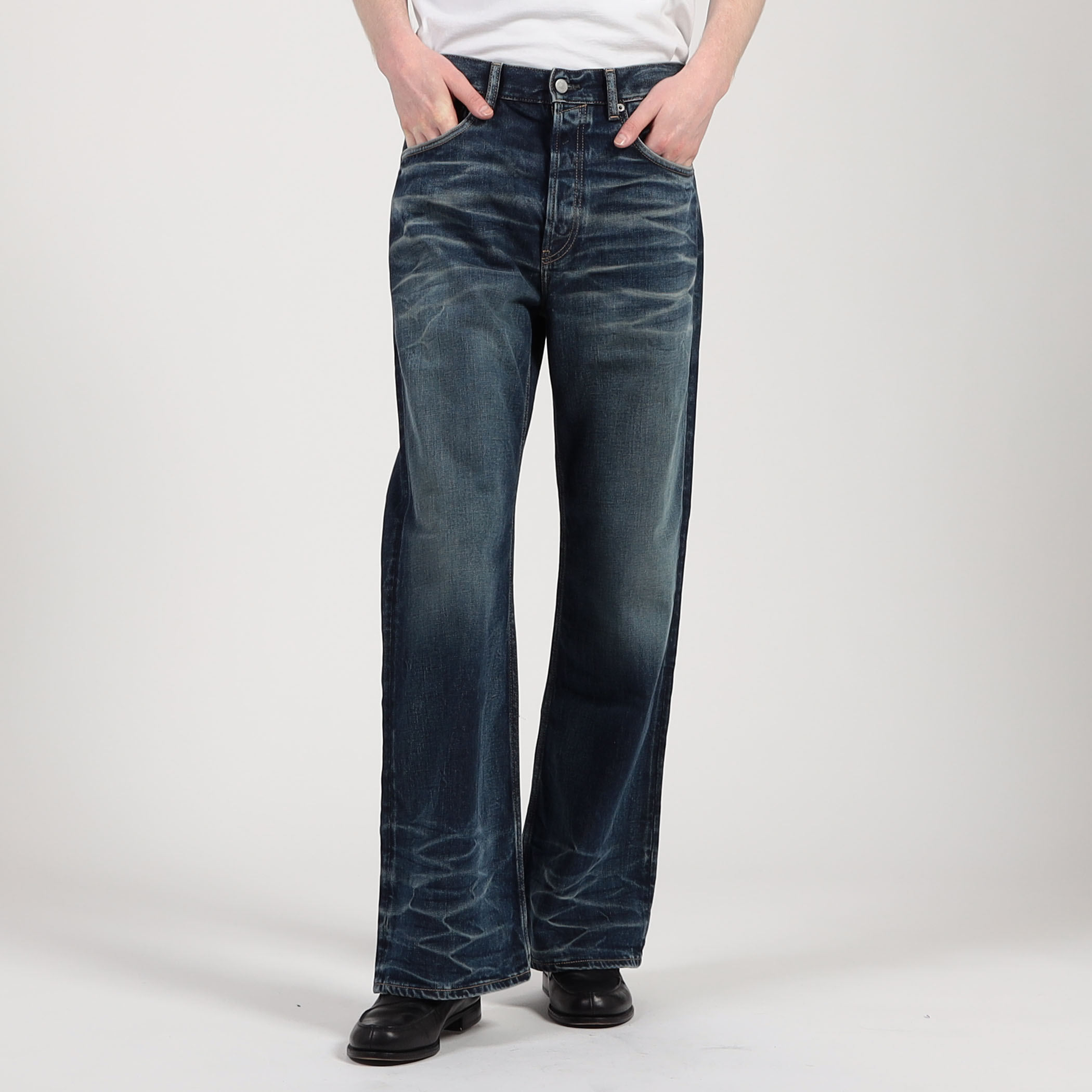 □Acne Studios 2021M BROADWAY｜トゥモローランド 公式通販