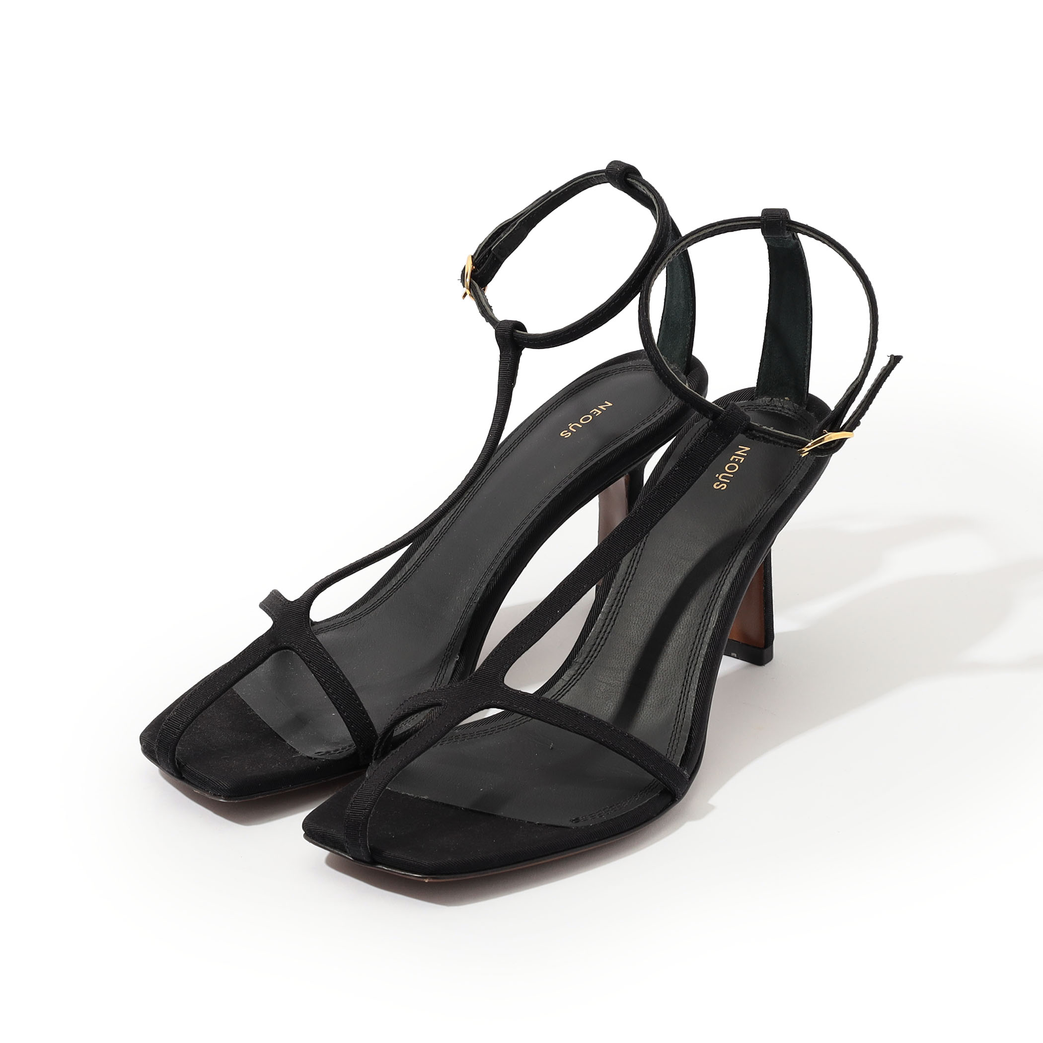 NEOUS JUMEL ストラップサンダル