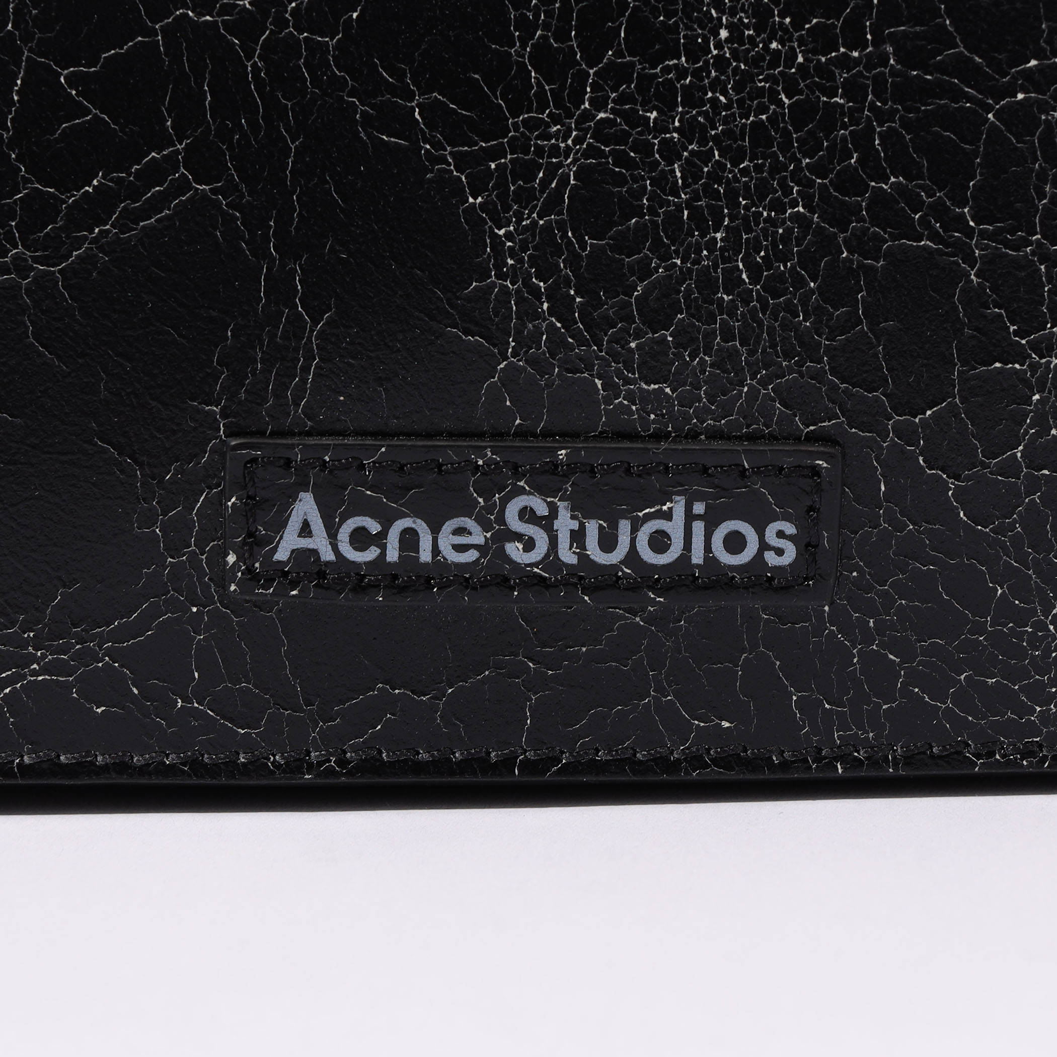 Acne Studios プラット マイクロショルダーバッグ