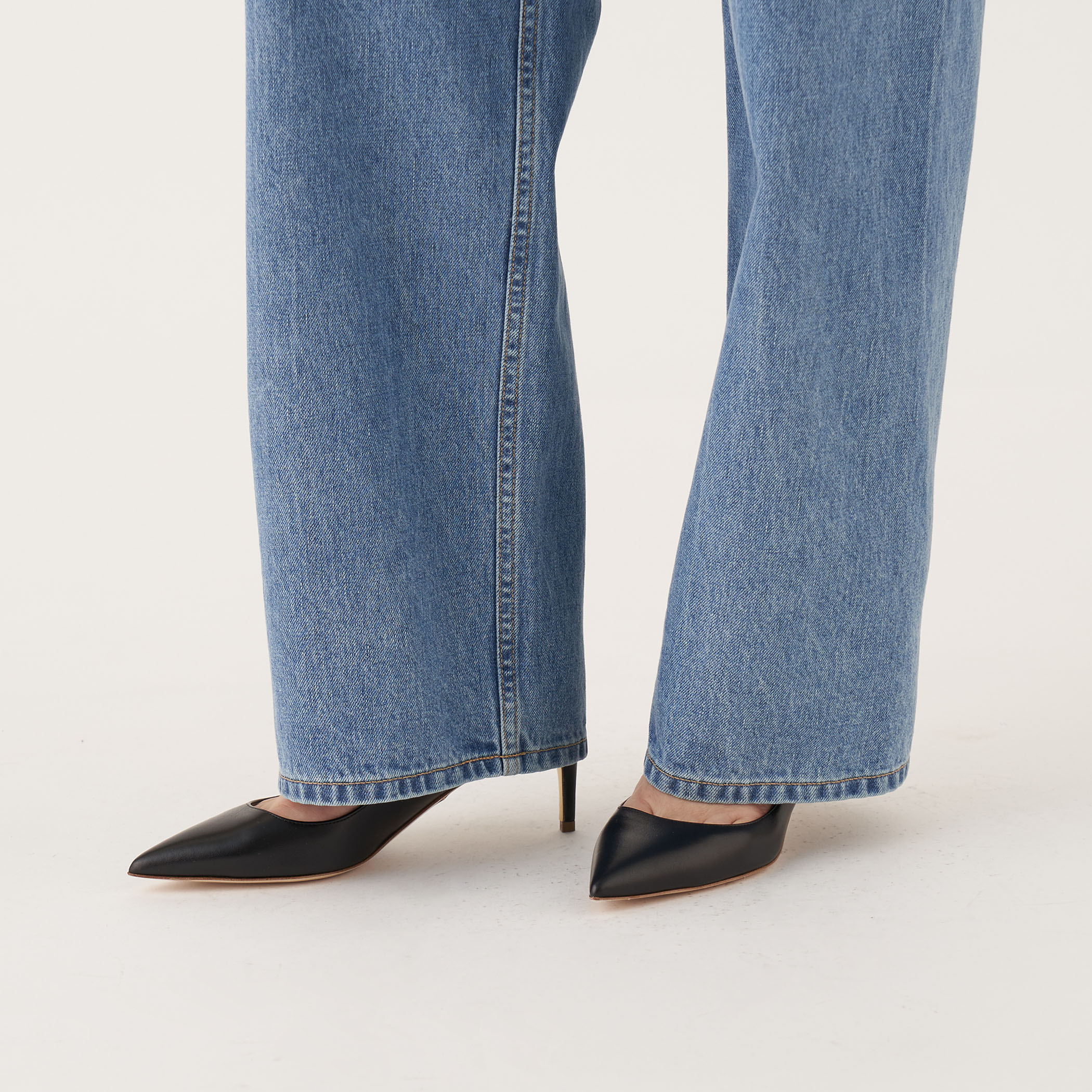 【美品】RUPERT SANDERSON フラットパンプス ホワイト 37 RUPERT SANDERSON パンプス レディース Rupert Sanderson