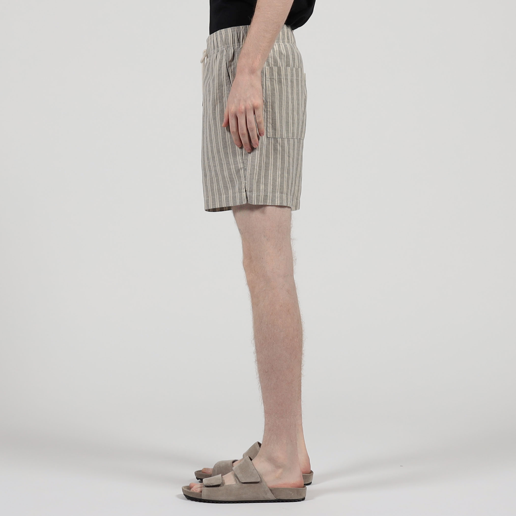 【新品•定価6.4万】Casely-Hayford ストライプ柄　リネンショーツ 新品•定価6.4万】Casely-Hayford ストライプ柄 リネンショーツ