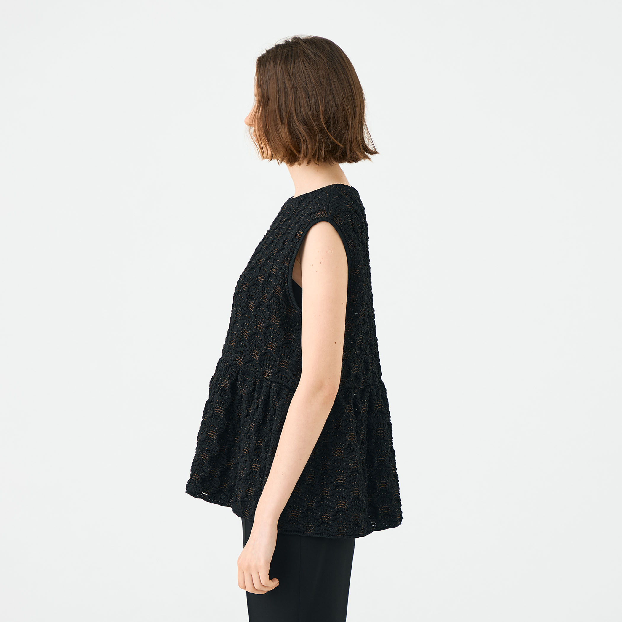 □バンピーポリエステル ノースリーブブラウス｜トゥモローランド 公式通販