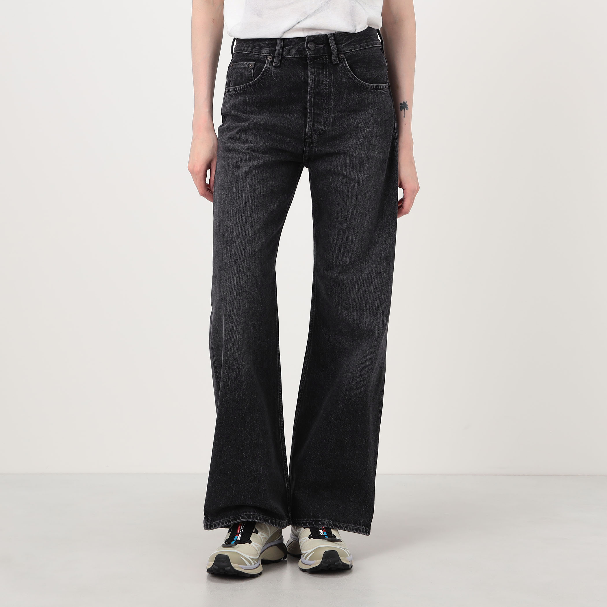 Acne Studios 2021F VINTAGE BLACK ブラックデニムパンツ