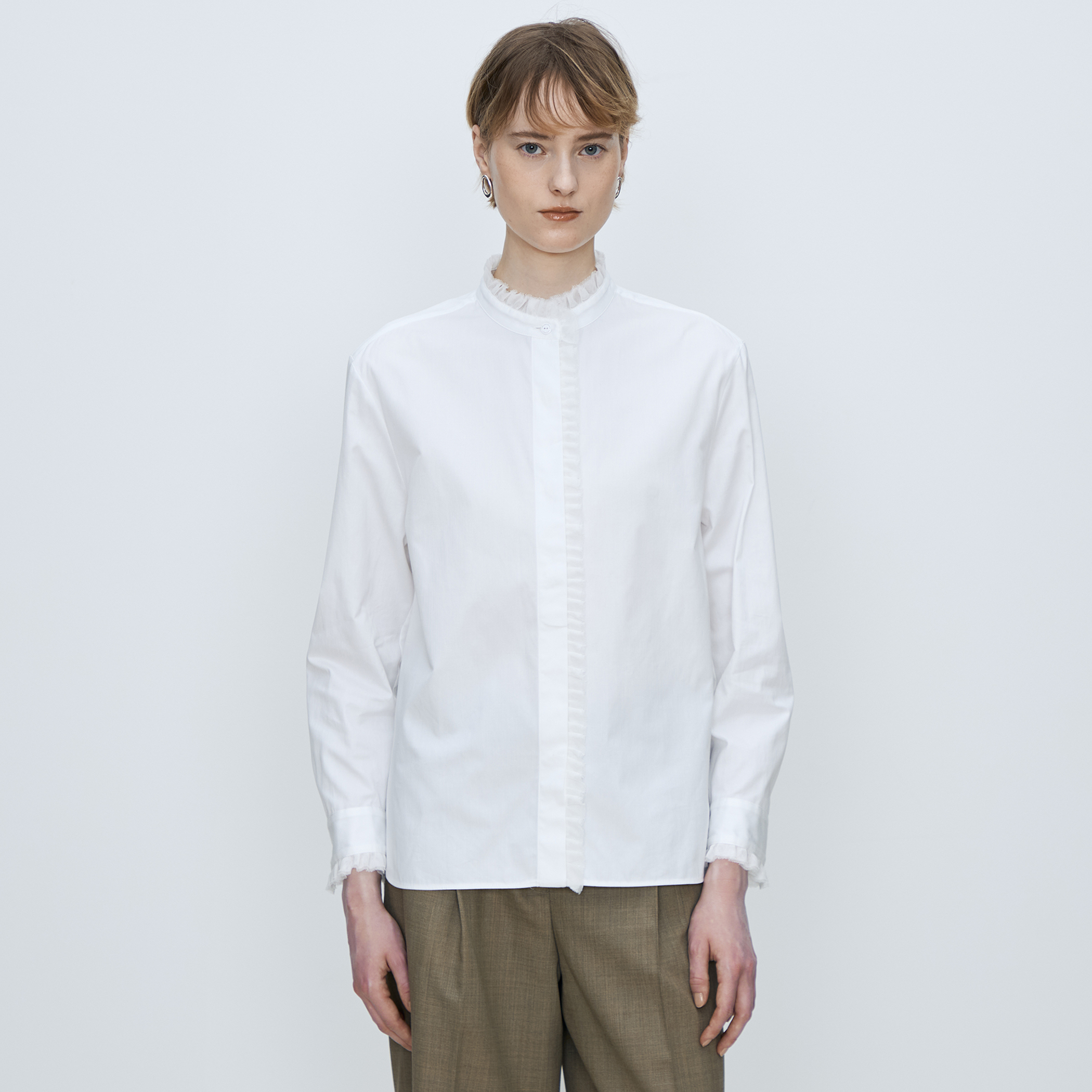 コットンピケ フリルカラーブラウス｜トゥモローランド 公式通販