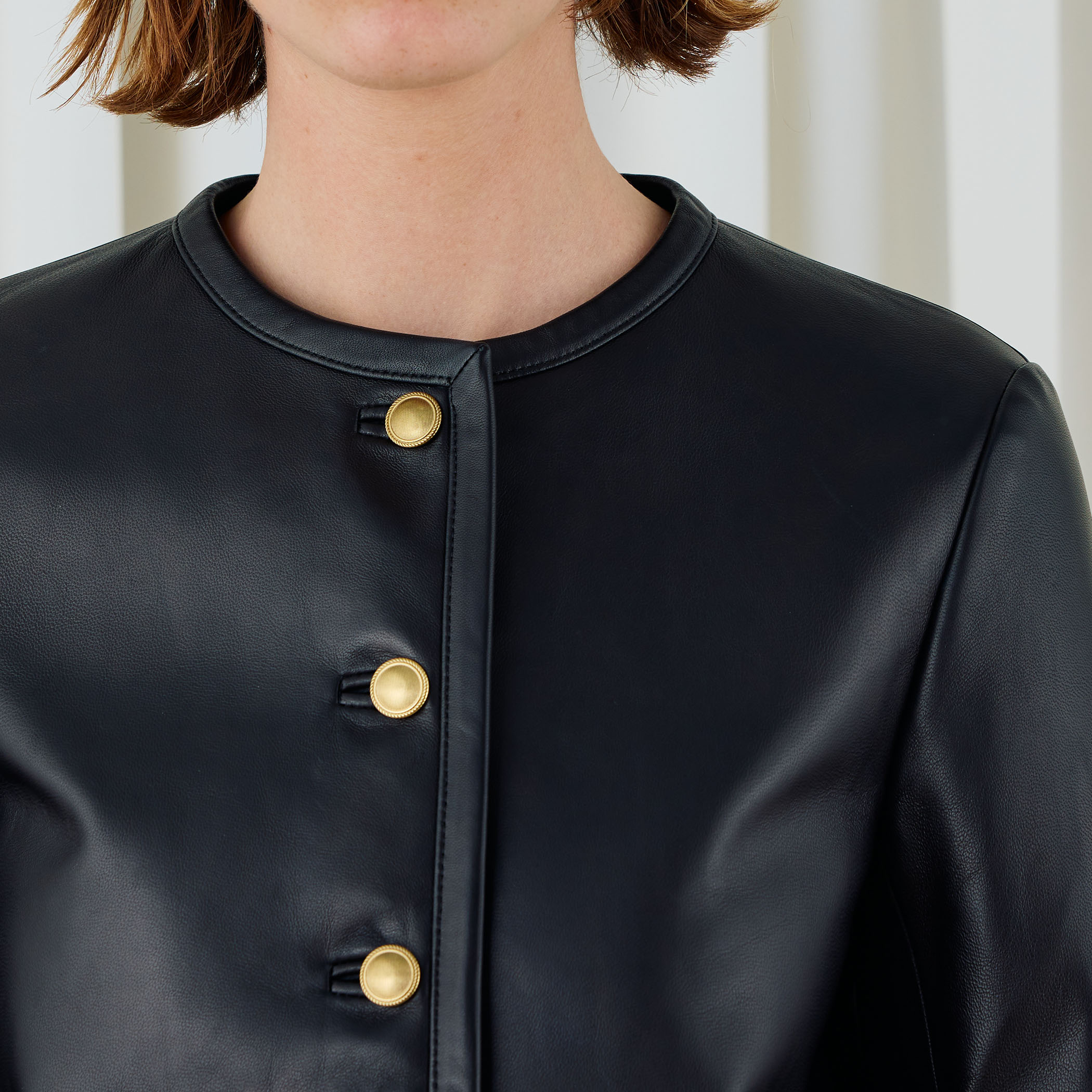 ラムレザー クルーネックジャケット｜トゥモローランド 公式通販