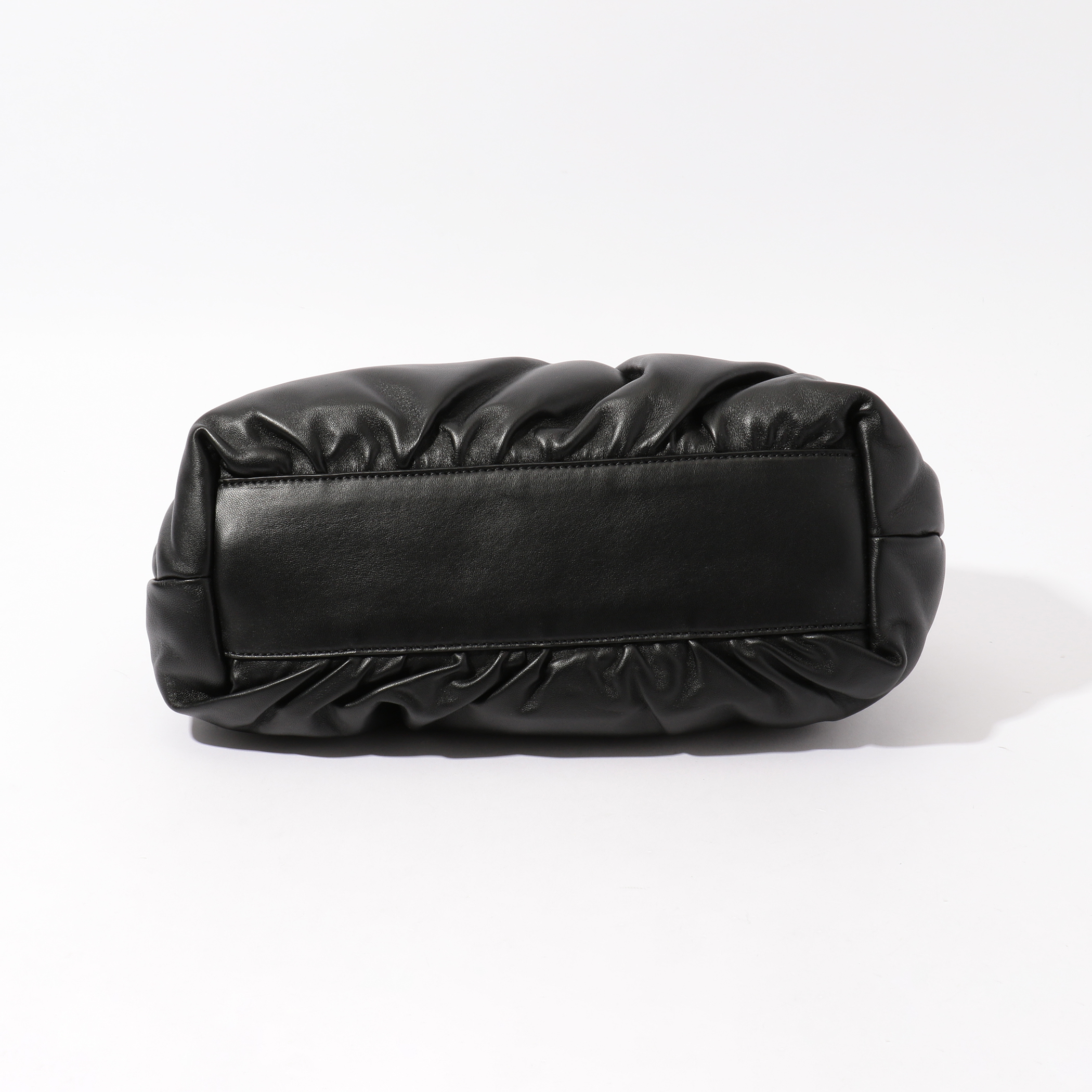 ZANCHETTI AMLETO HANDLE PUFFY バッグ｜トゥモローランド 公式サイト