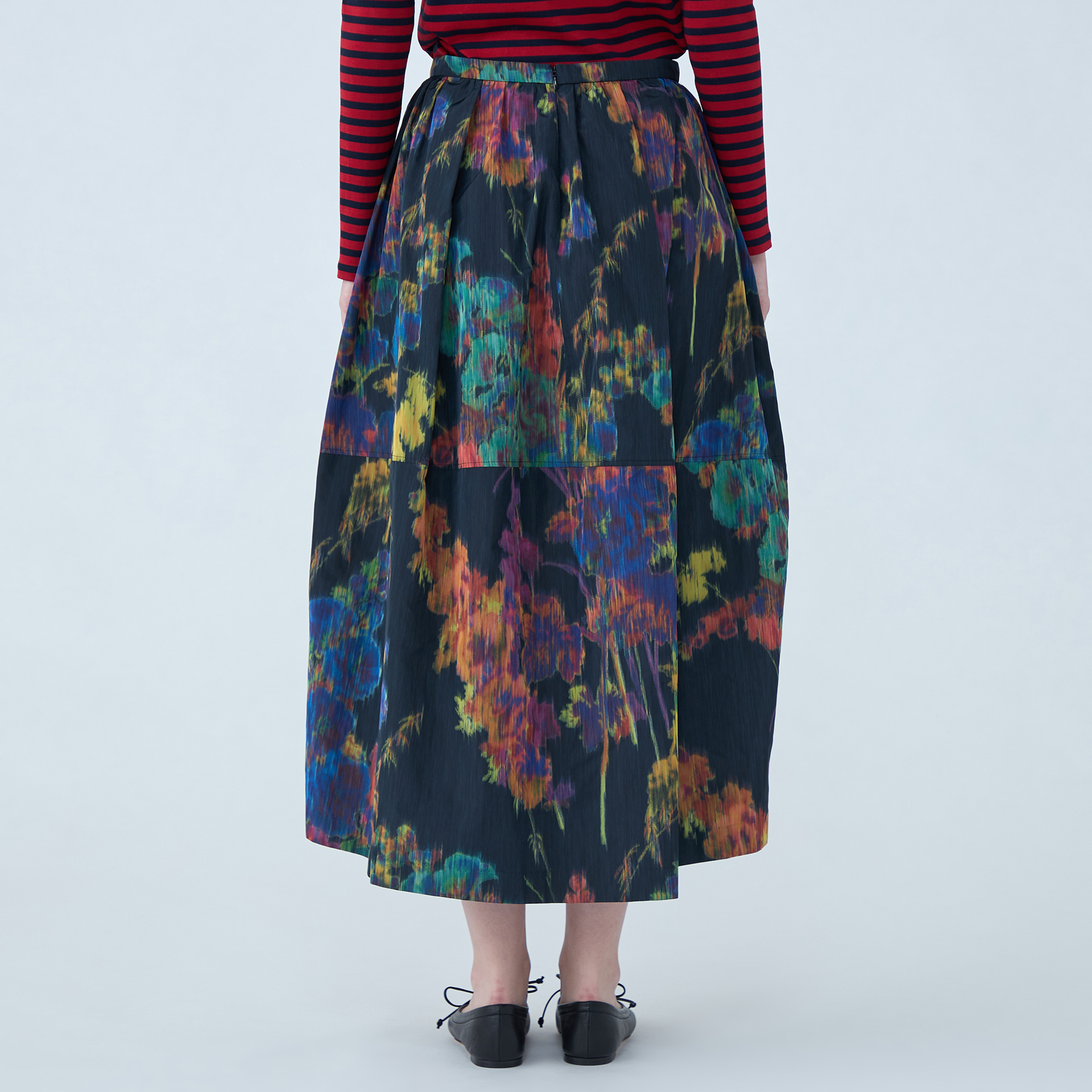 ローズトレミエール タックバレルスカート｜トゥモローランド 公式通販