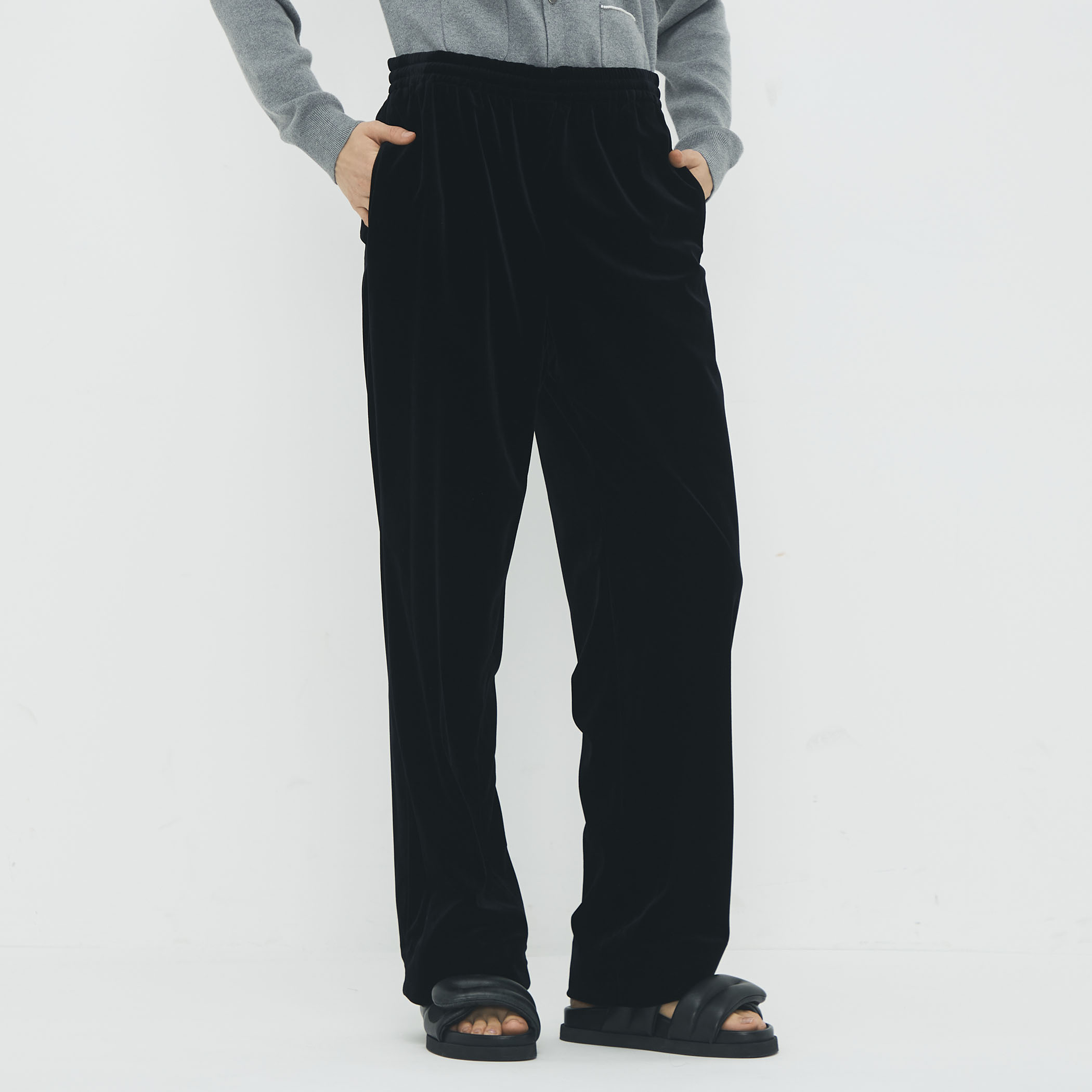 ソフトベロア セミワイドパンツ｜トゥモローランド 公式通販