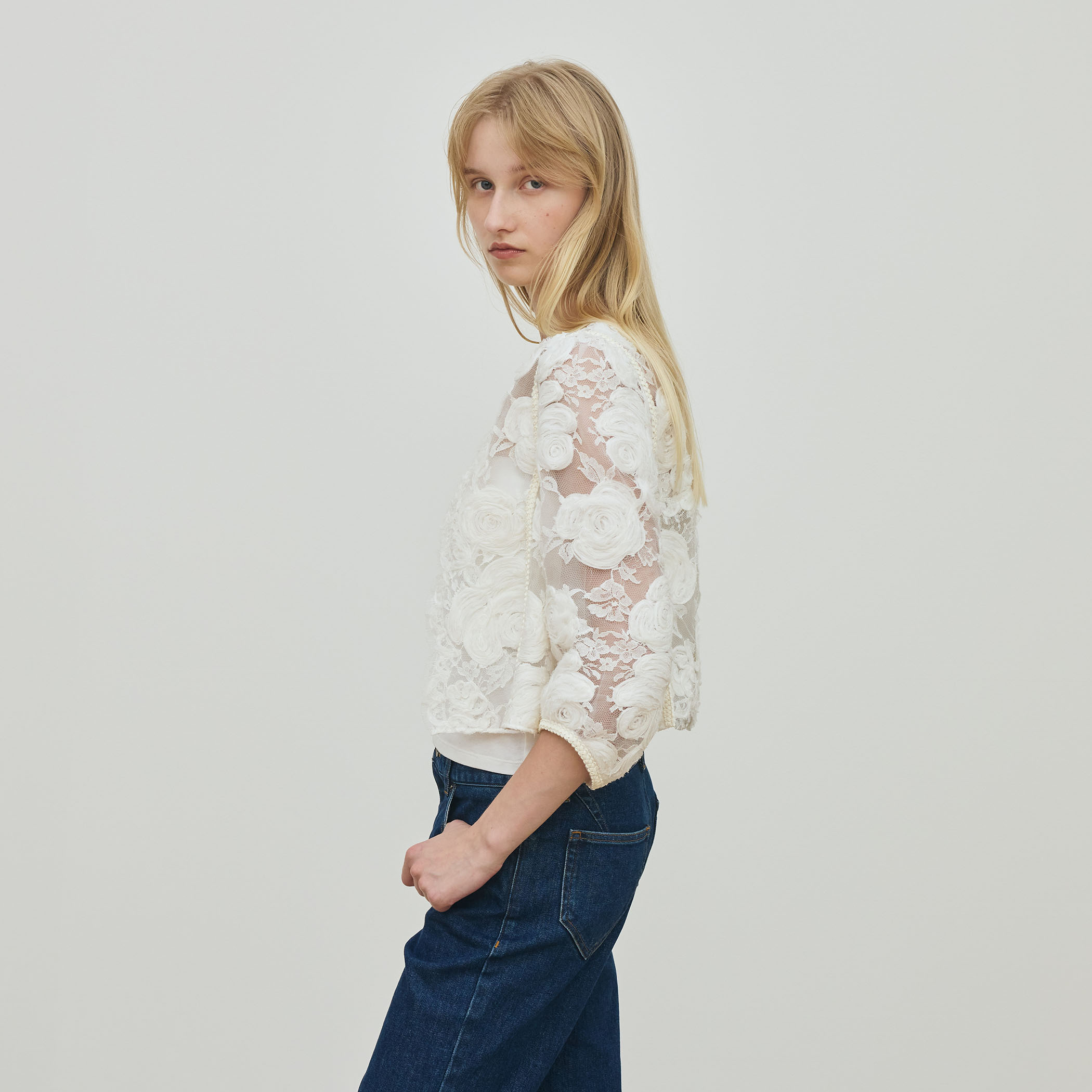 リバーレース クロップドジャケット｜トゥモローランド 公式通販