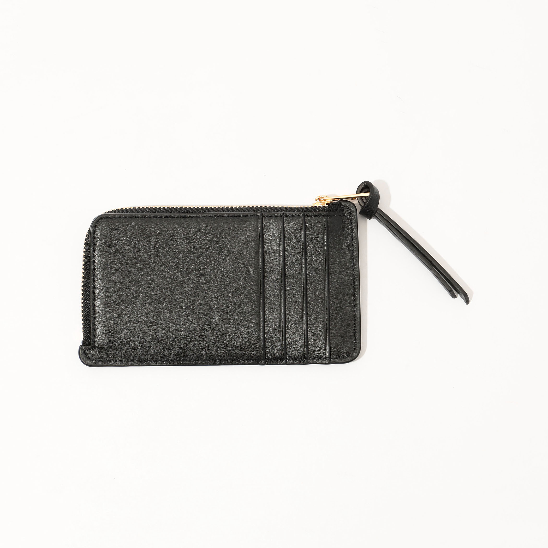 ✨️人気✨️ LOEWE ロエベ ケース 丸型 小銭入れ エンボス ロゴ ✨️人気✨️ LOEWE ロエベ コインケース 丸型 小銭入れ