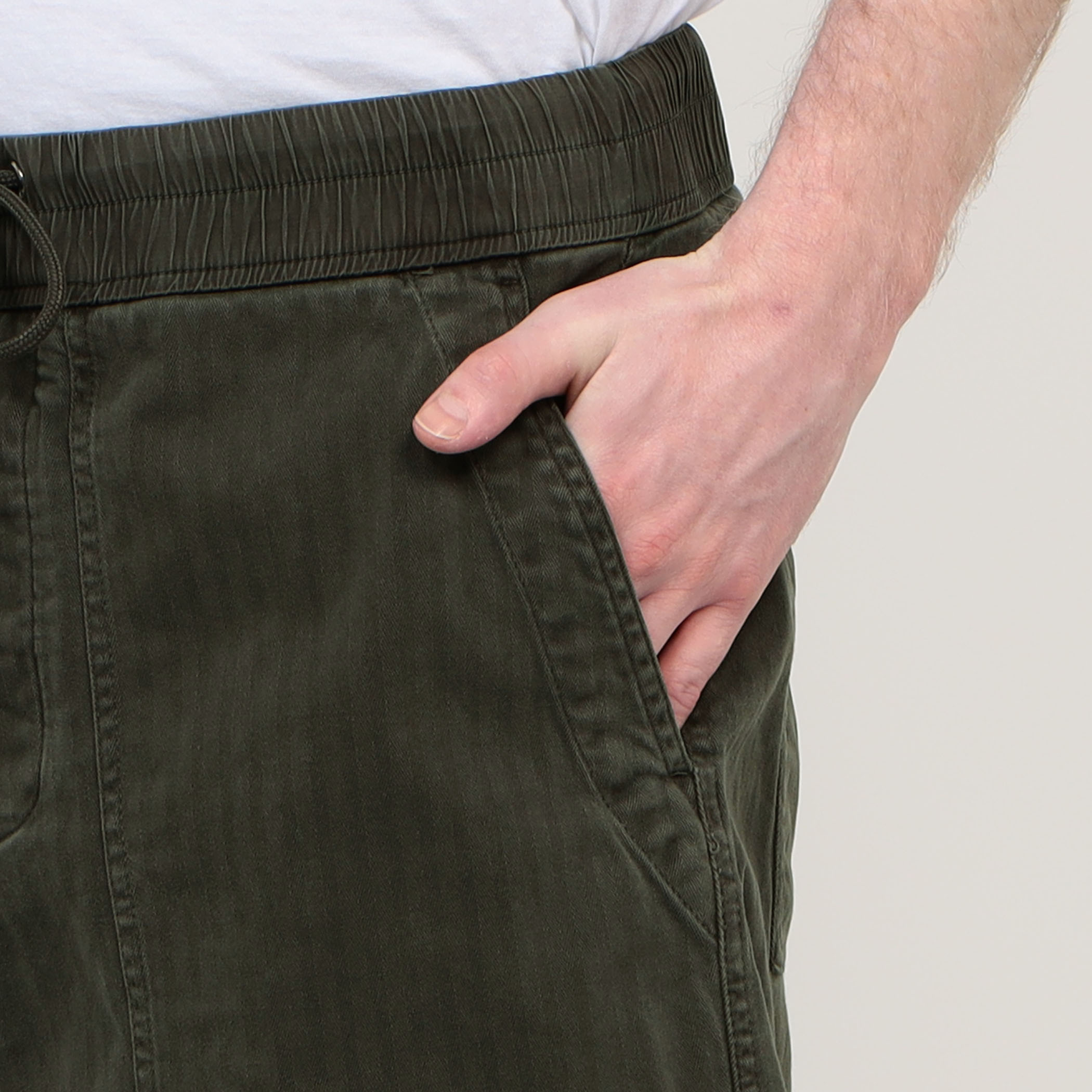 ヘリンボーンツイルユーティリティショートパンツ MHBS4302