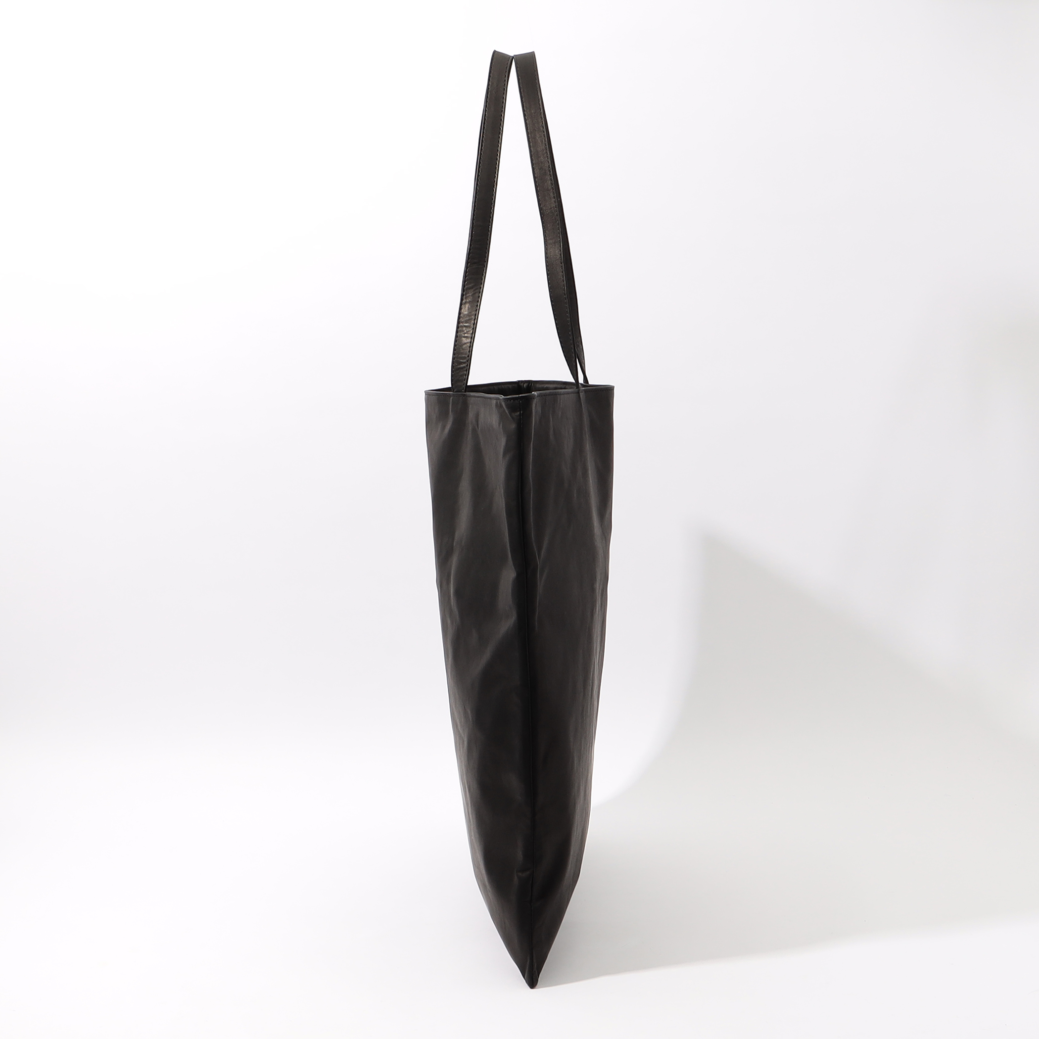AMIACALVA SANDWICH LEATHER トートバッグ L｜トゥモローランド