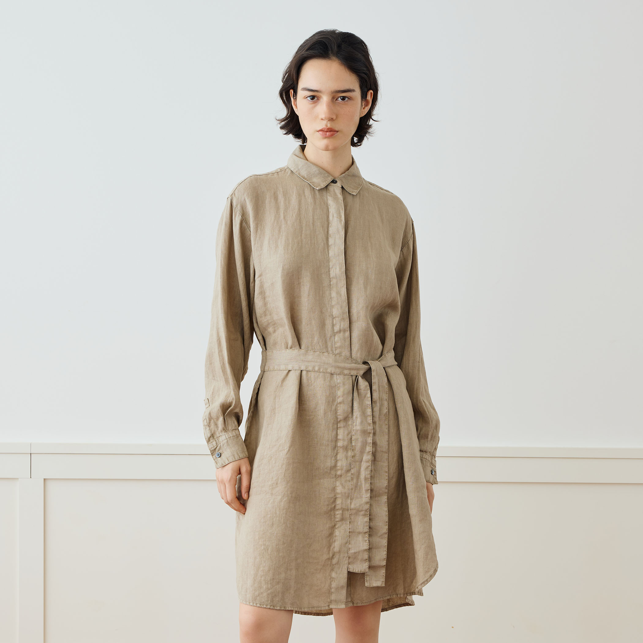 ライトウェイトリネン シャツワンピース WKO6965｜トゥモローランド