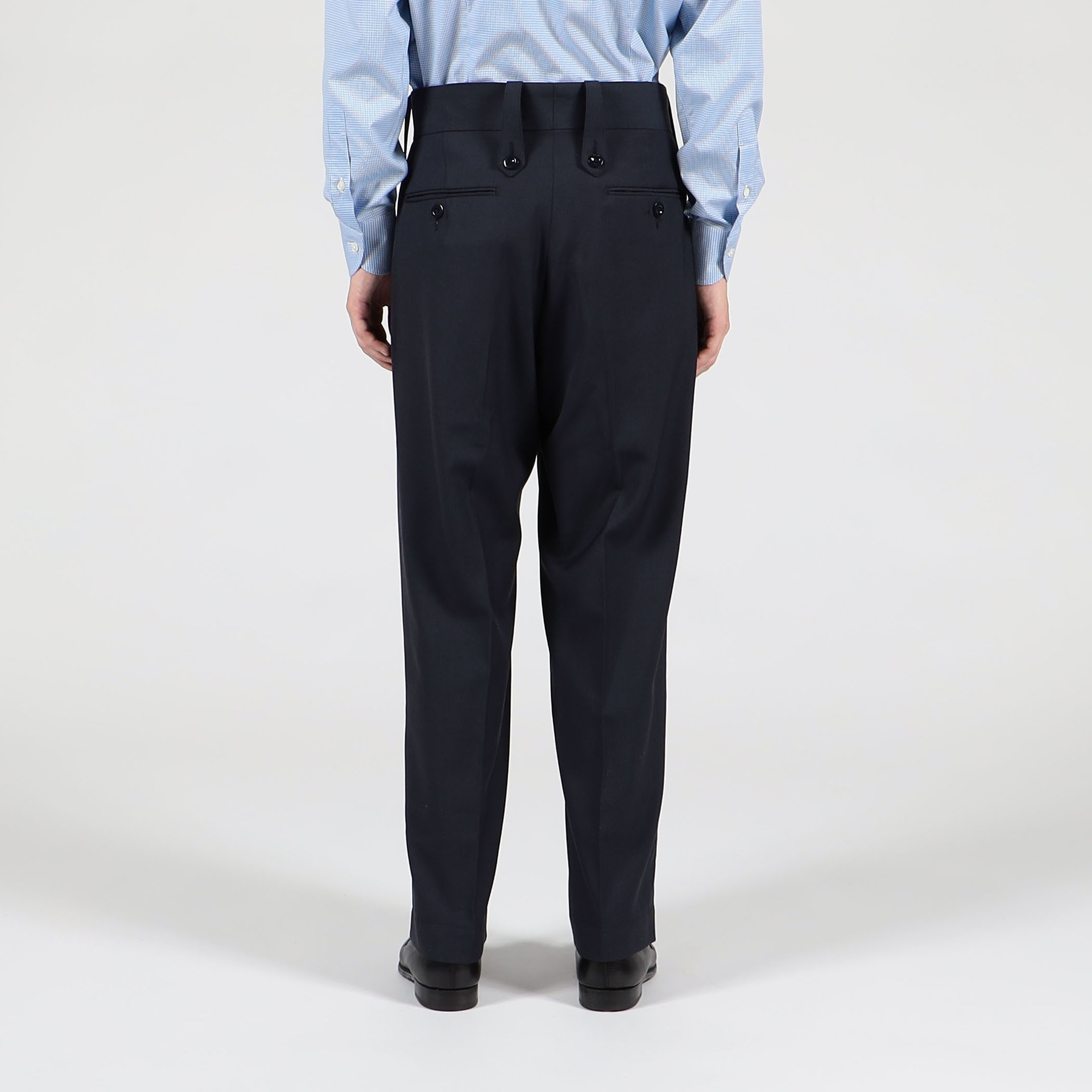 item3bcb94b417df11eeb8720242ac