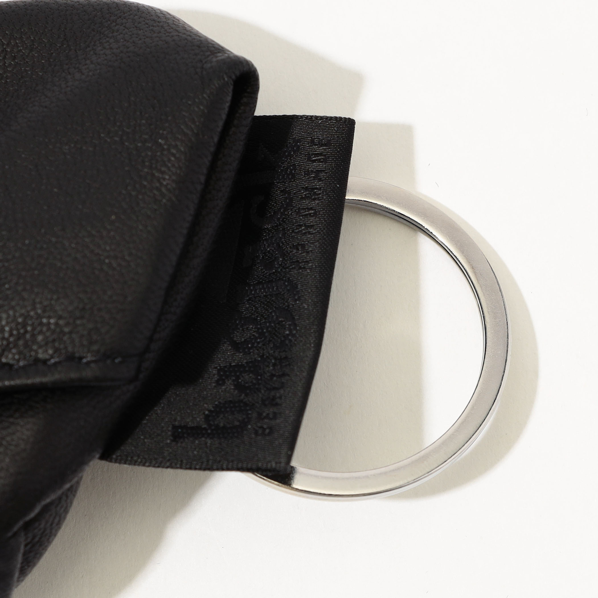 別注】bagjack mouse pouch S｜トゥモローランド 公式サイト