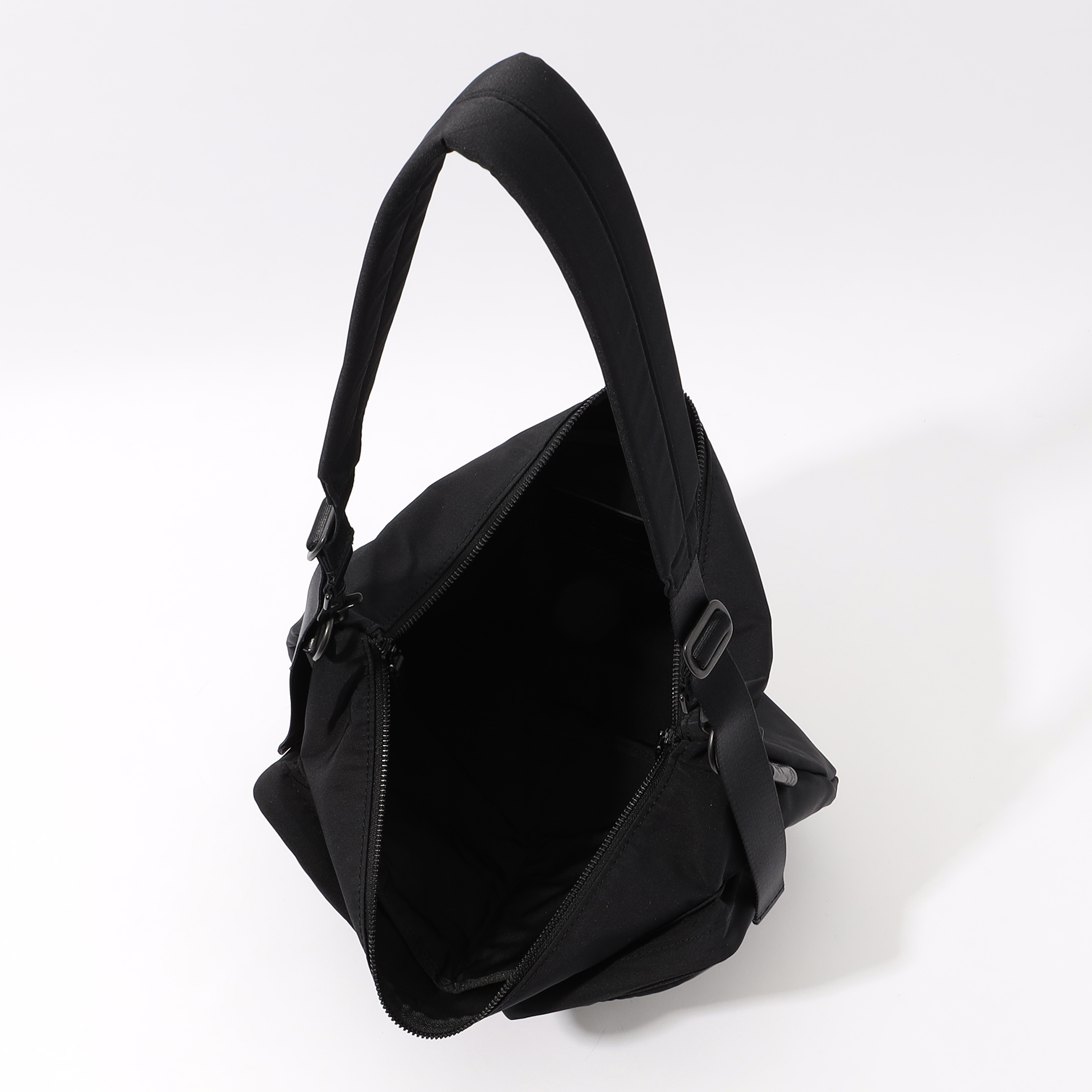 AMIACALVA Gabardine bodybag ポリエステルギャバジン ボディ