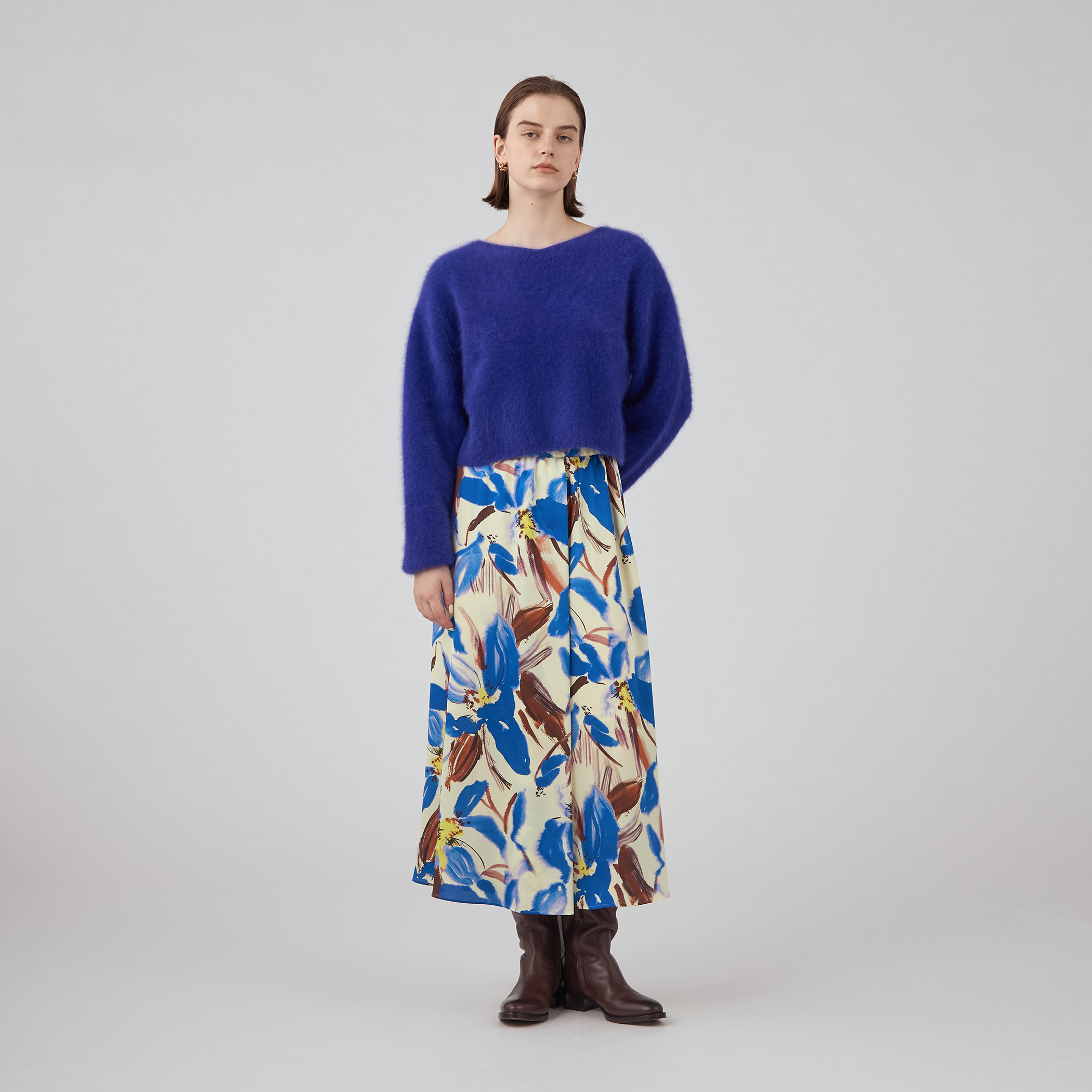 フラッフィーヤーン Vネックプルオーバー｜トゥモローランド 公式通販