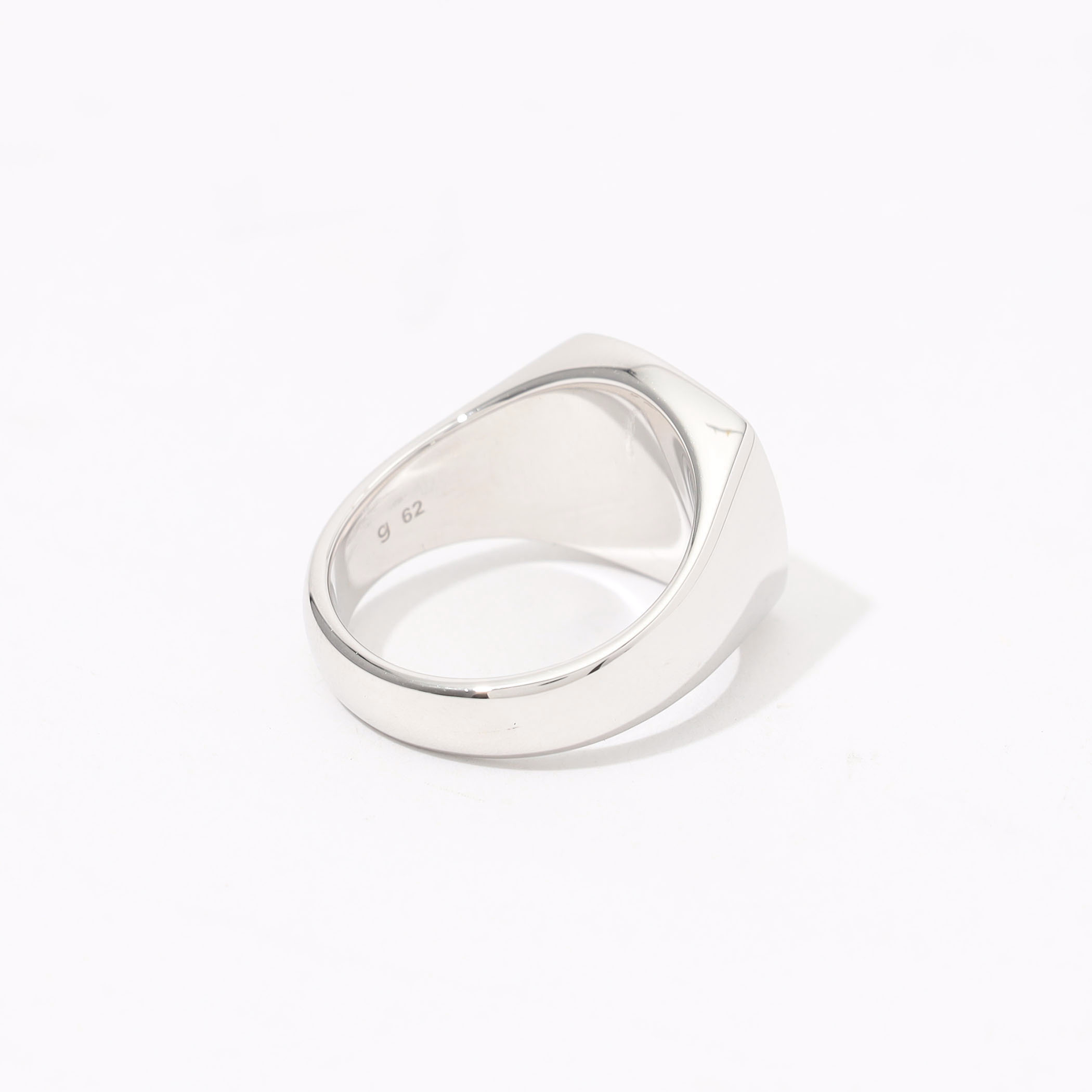 TOM WOOD MIned Ring Large Diamond|トゥモローランド 公式通販 TOM WOOD MIned Ring Large Diamond|トゥモローランド 公式通販