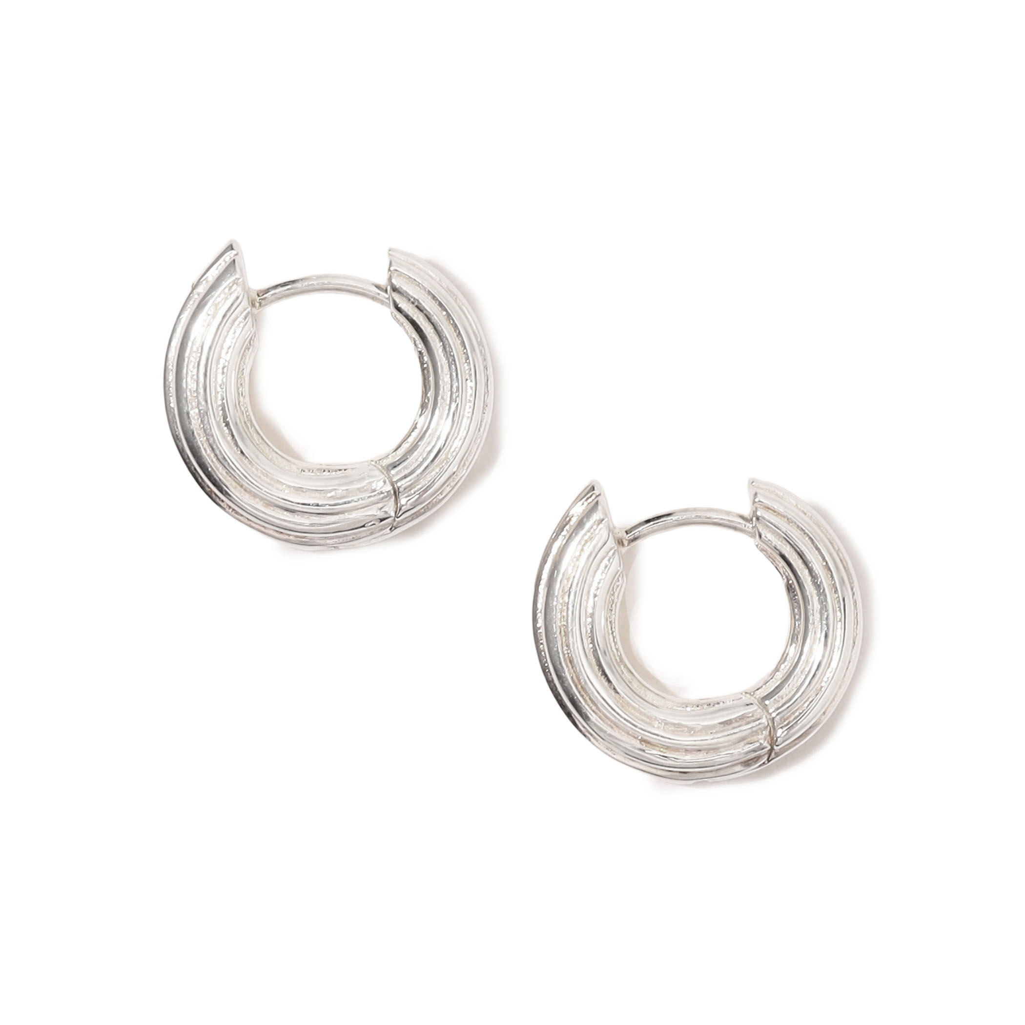 DEVE Non-conformist XS ピアス