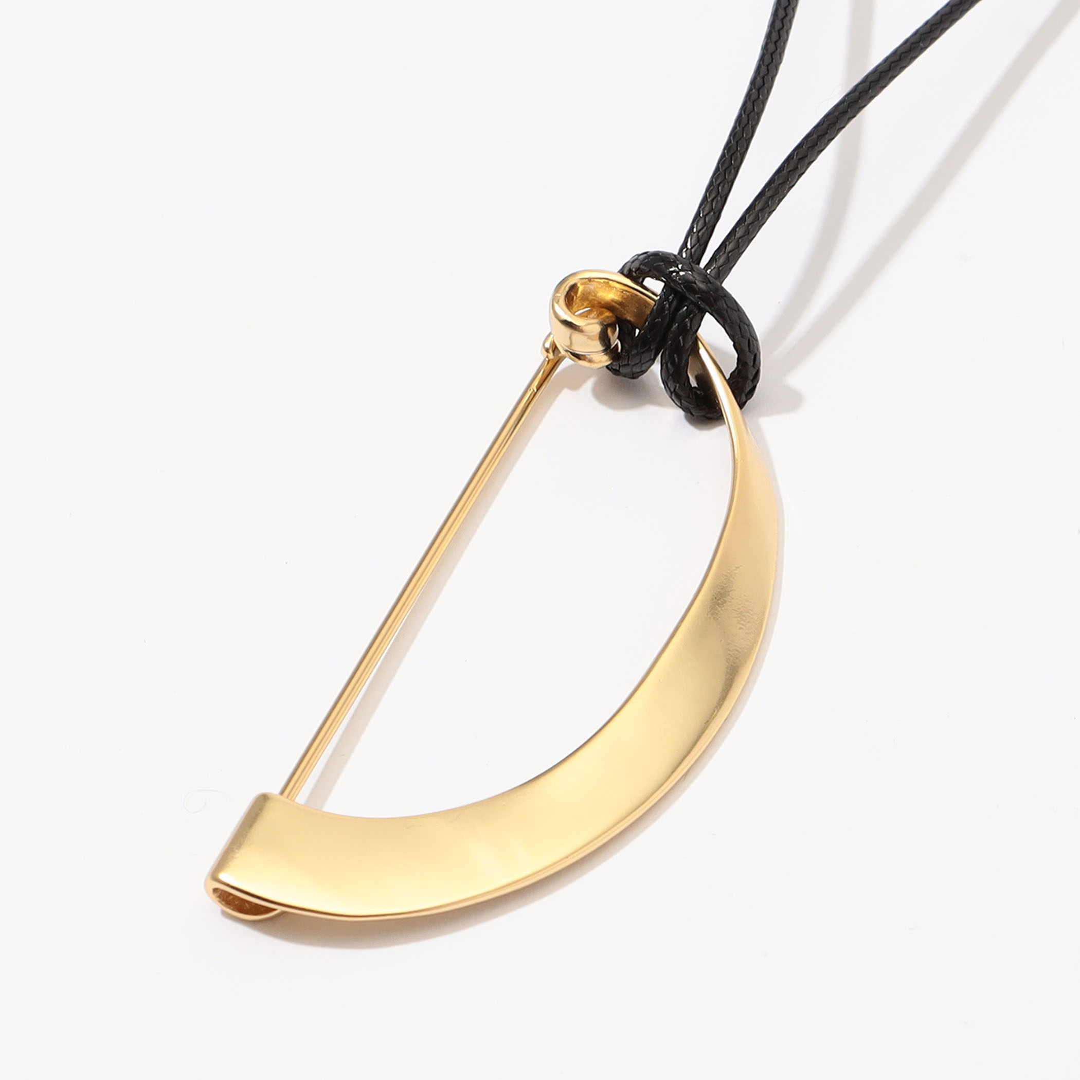 JAMIRAY MODERN CURVE PIN ネックレス｜トゥモローランド 公式サイト