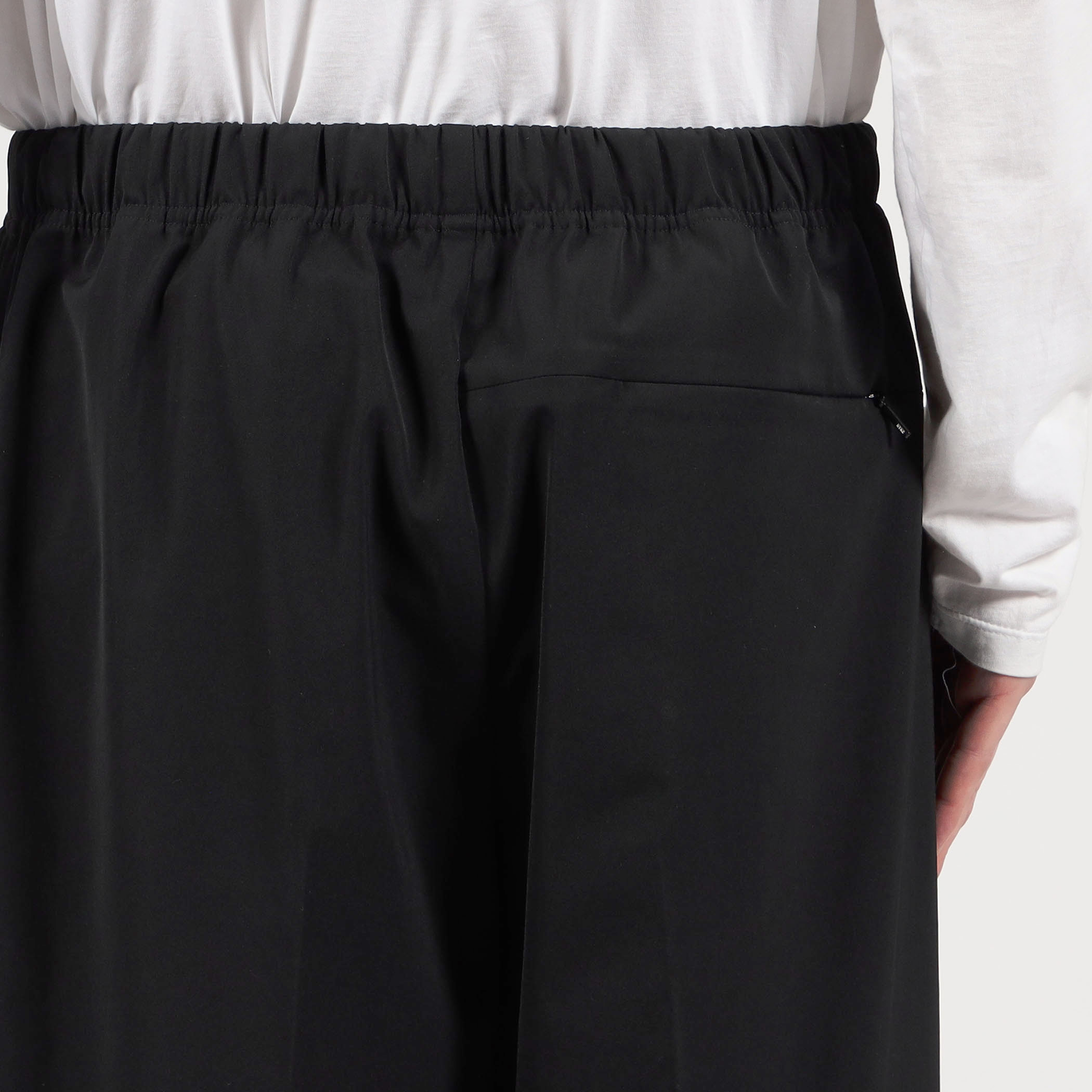 大人気♡hailee dramatic pants♡完売♡ブラック♡ ギャル感いっぱい✨♥️ファンタジックゼブラブラショーツセット
